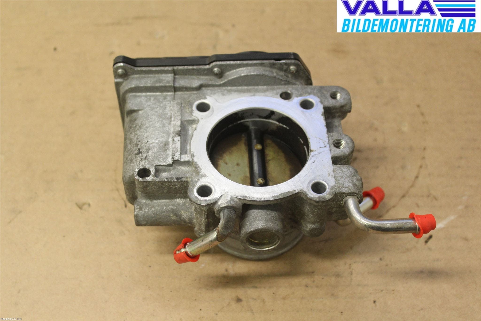 Toyota AVENSIS 03-06 Injspjällhus