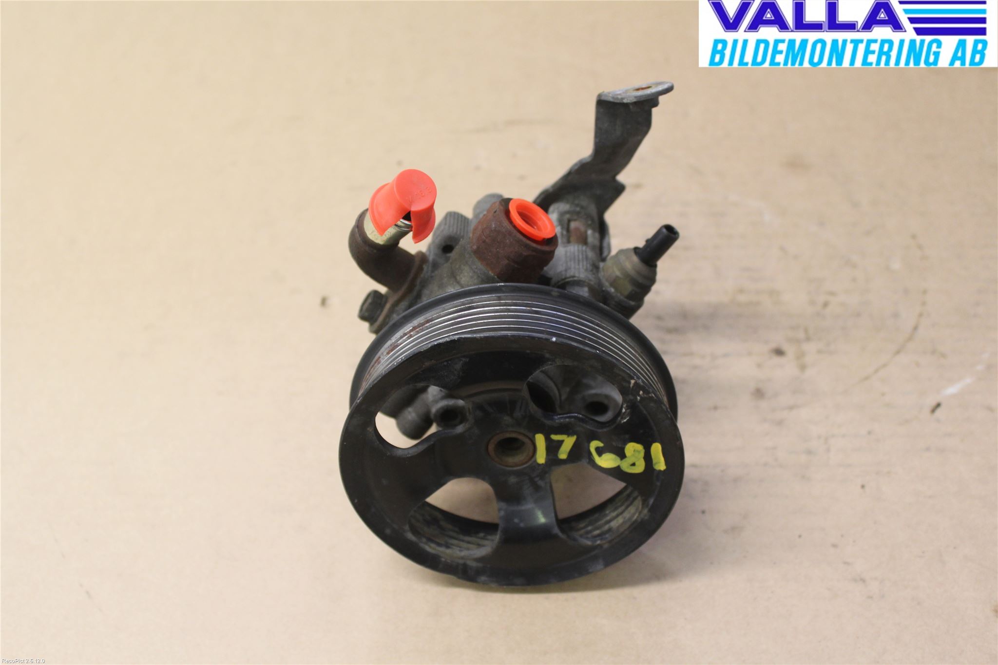 Toyota AVENSIS 03-06 Styrservopump