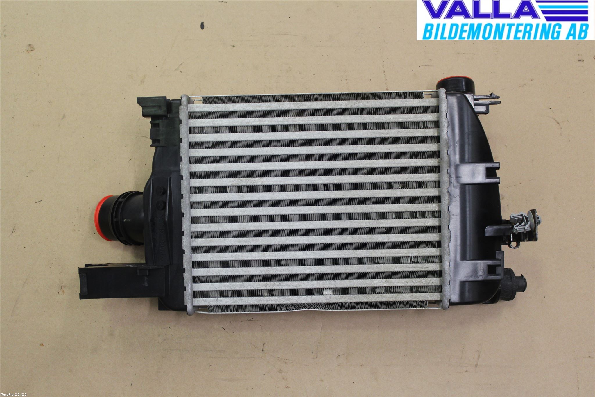Dacia SANDERO/STEPWAY 13-20 Laddluft-Intercooler Kyl