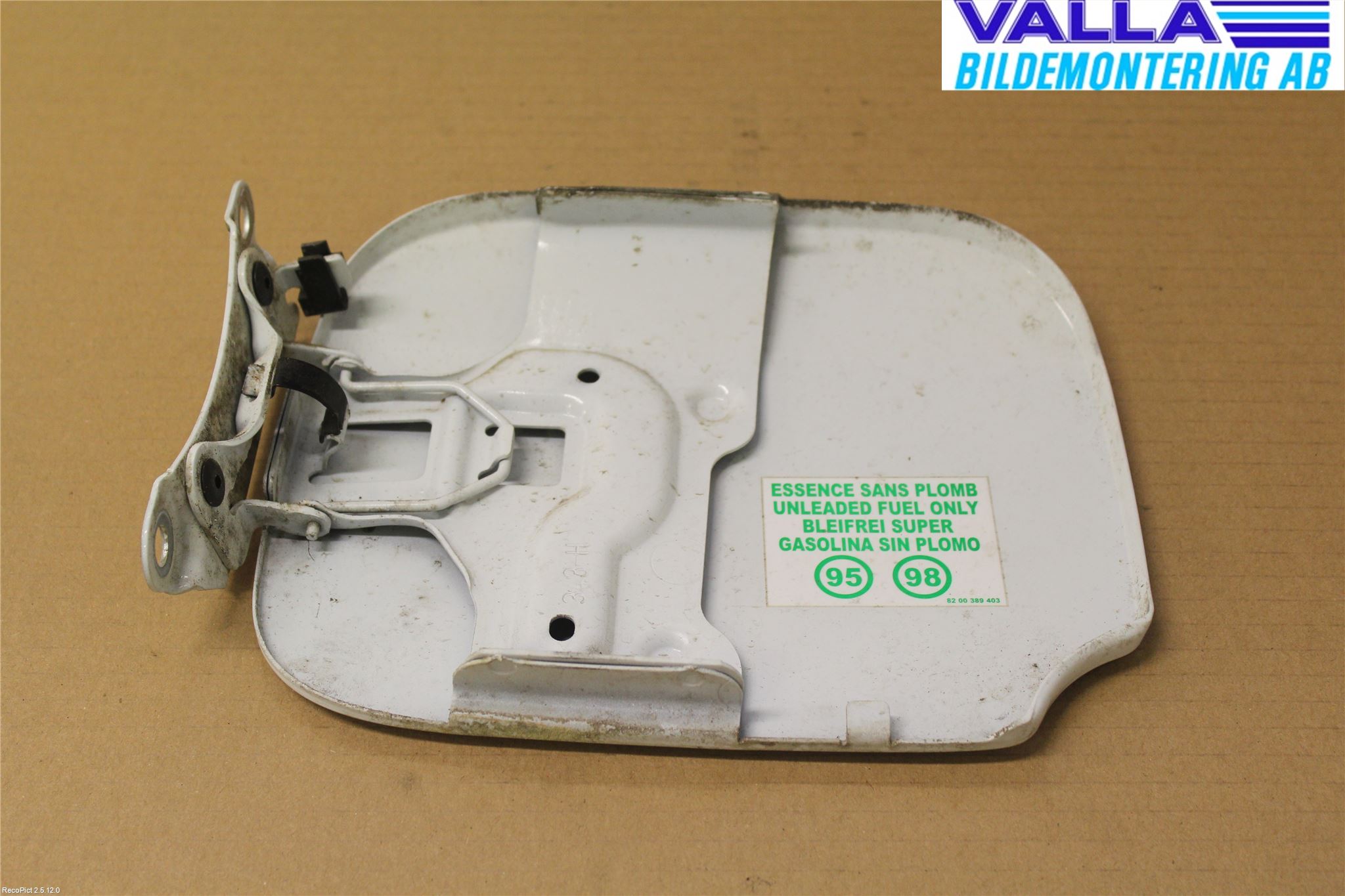 Dacia SANDERO/STEPWAY 13-20 Tanklucka