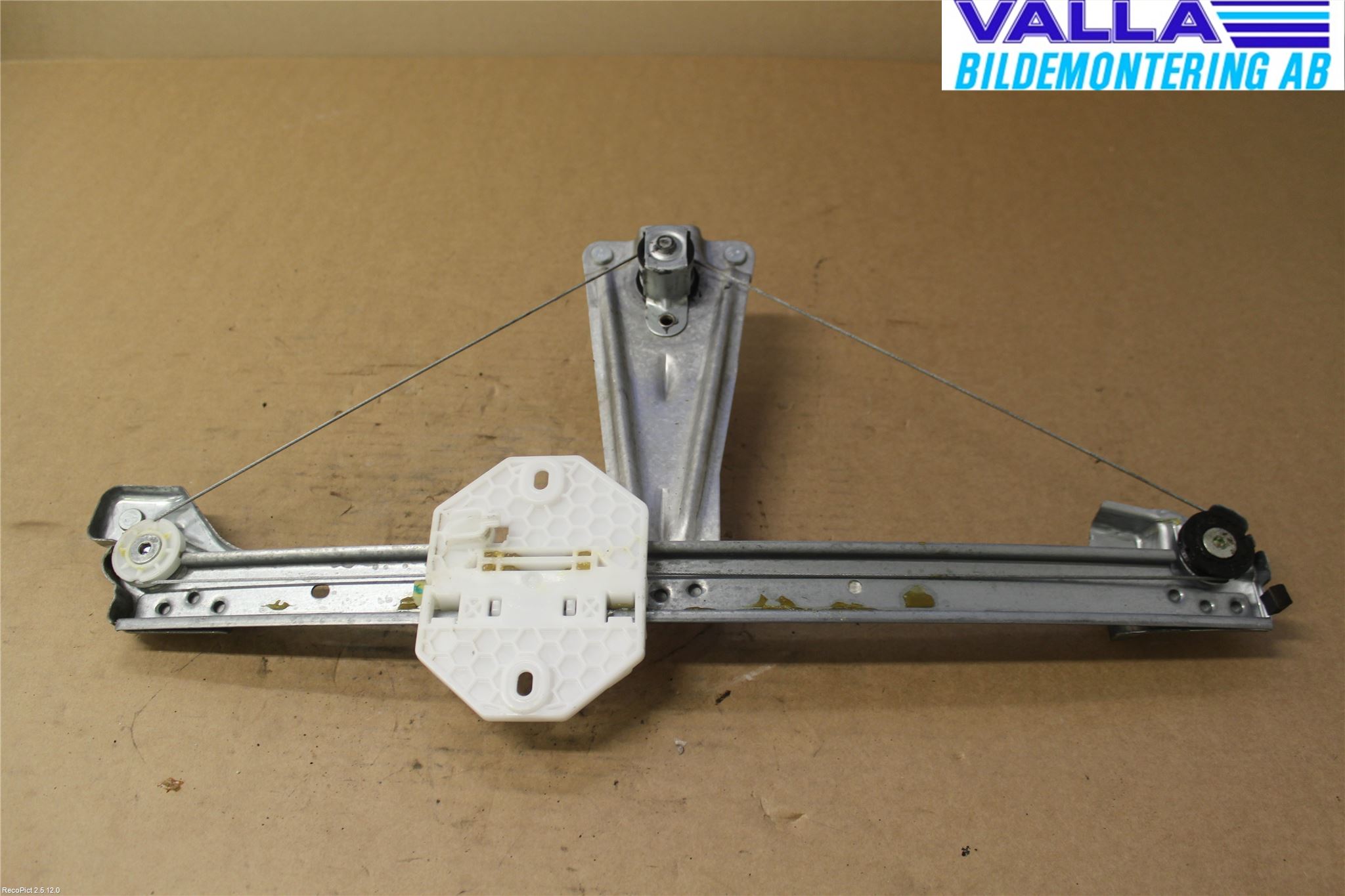 Dacia SANDERO/STEPWAY 13-20 Fönsterhissats Manuell