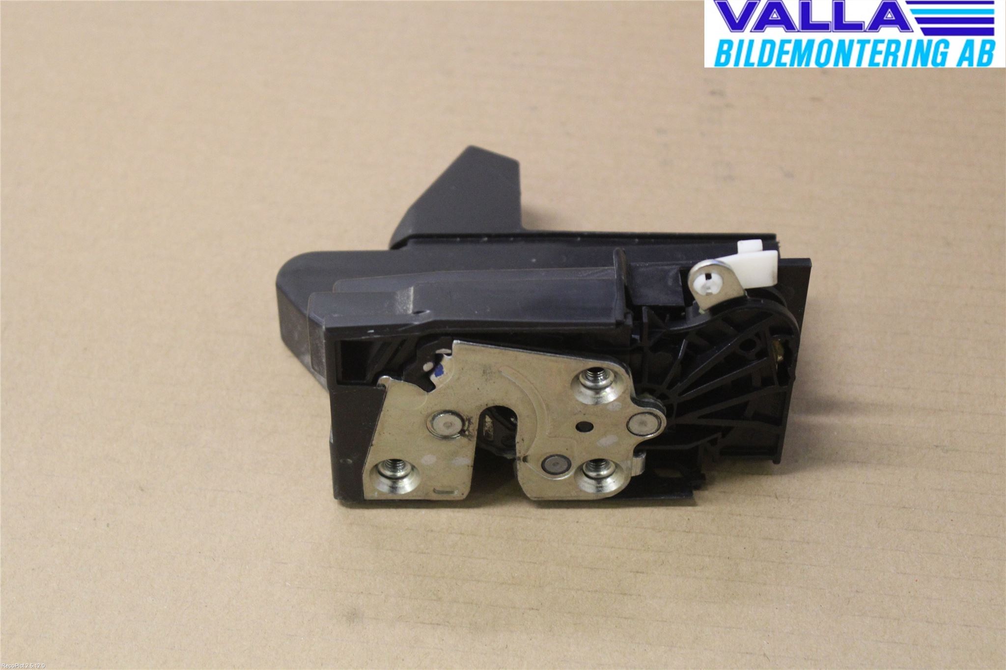 Dacia SANDERO/STEPWAY 13-20 Låskista-Dörrlås