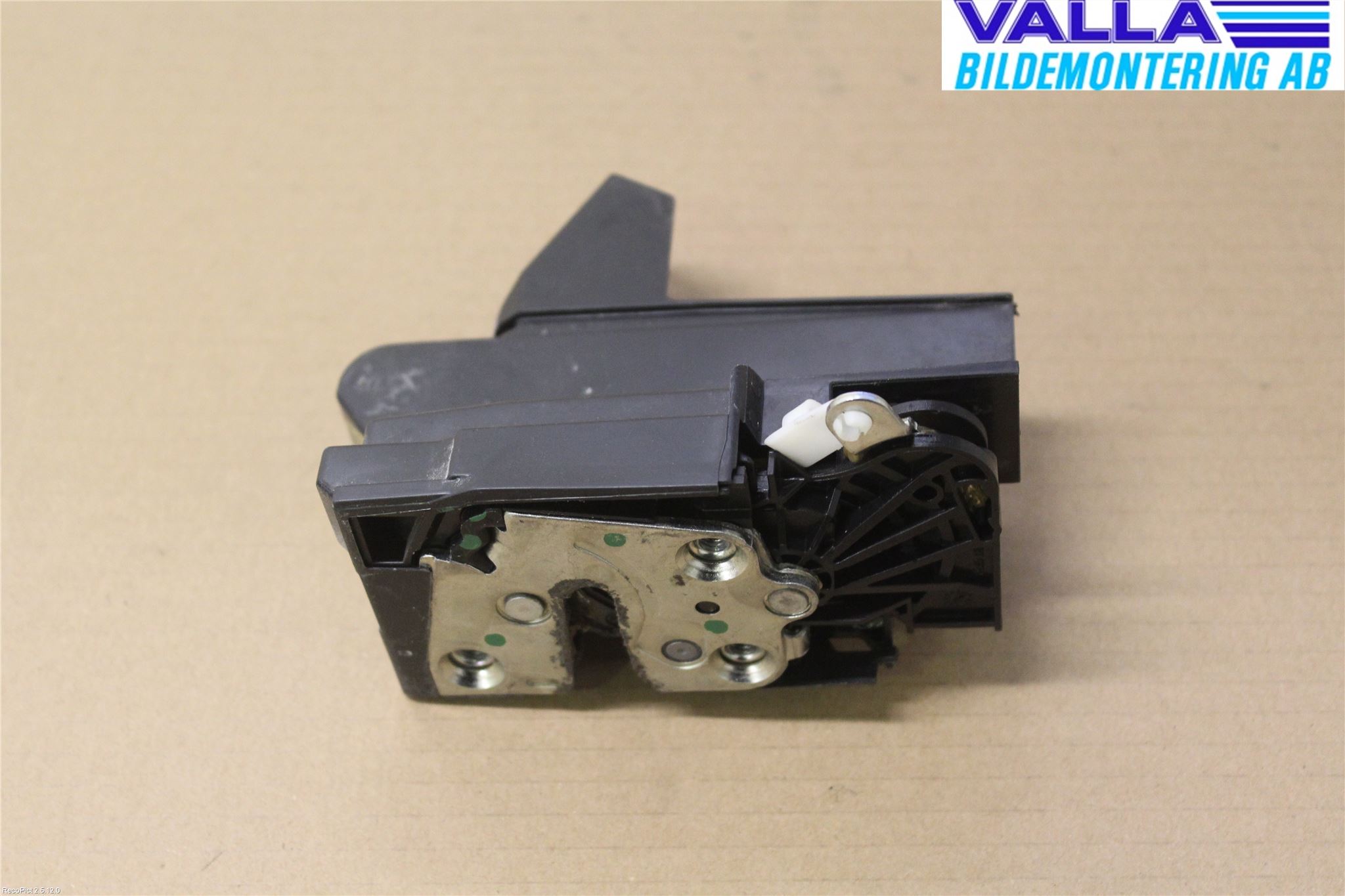 Dacia SANDERO/STEPWAY 13-20 Låskista-Dörrlås