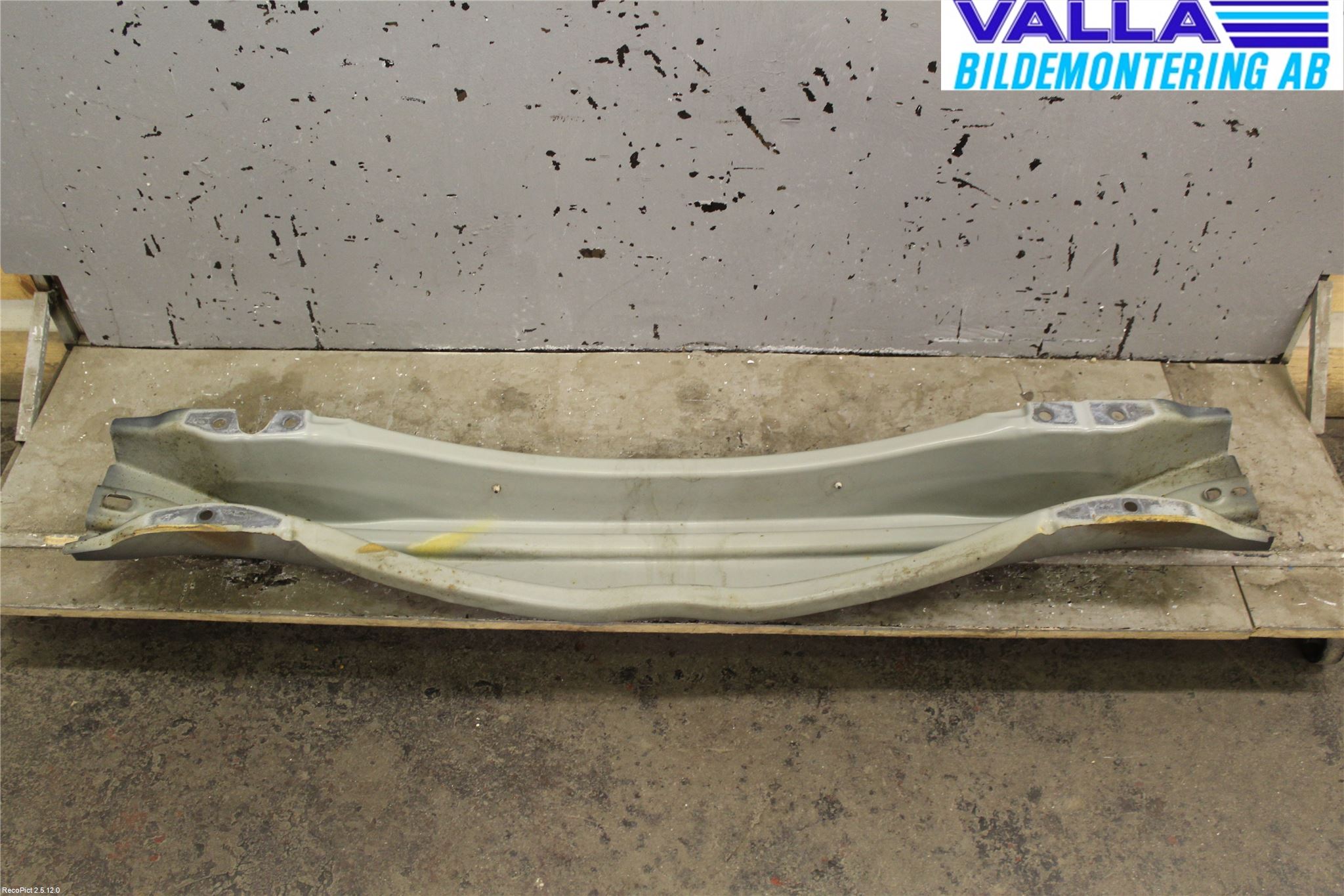 Volvo V70 08-13 Stötfångarbalk Bak