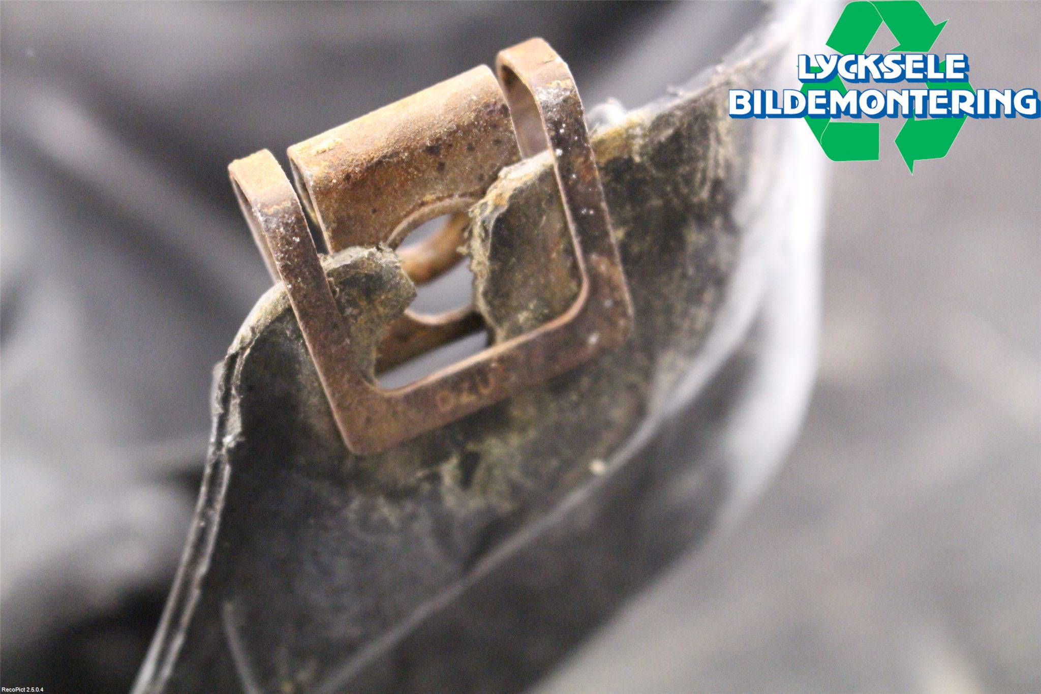 Audi A4/S4 94-99 Frontplåt