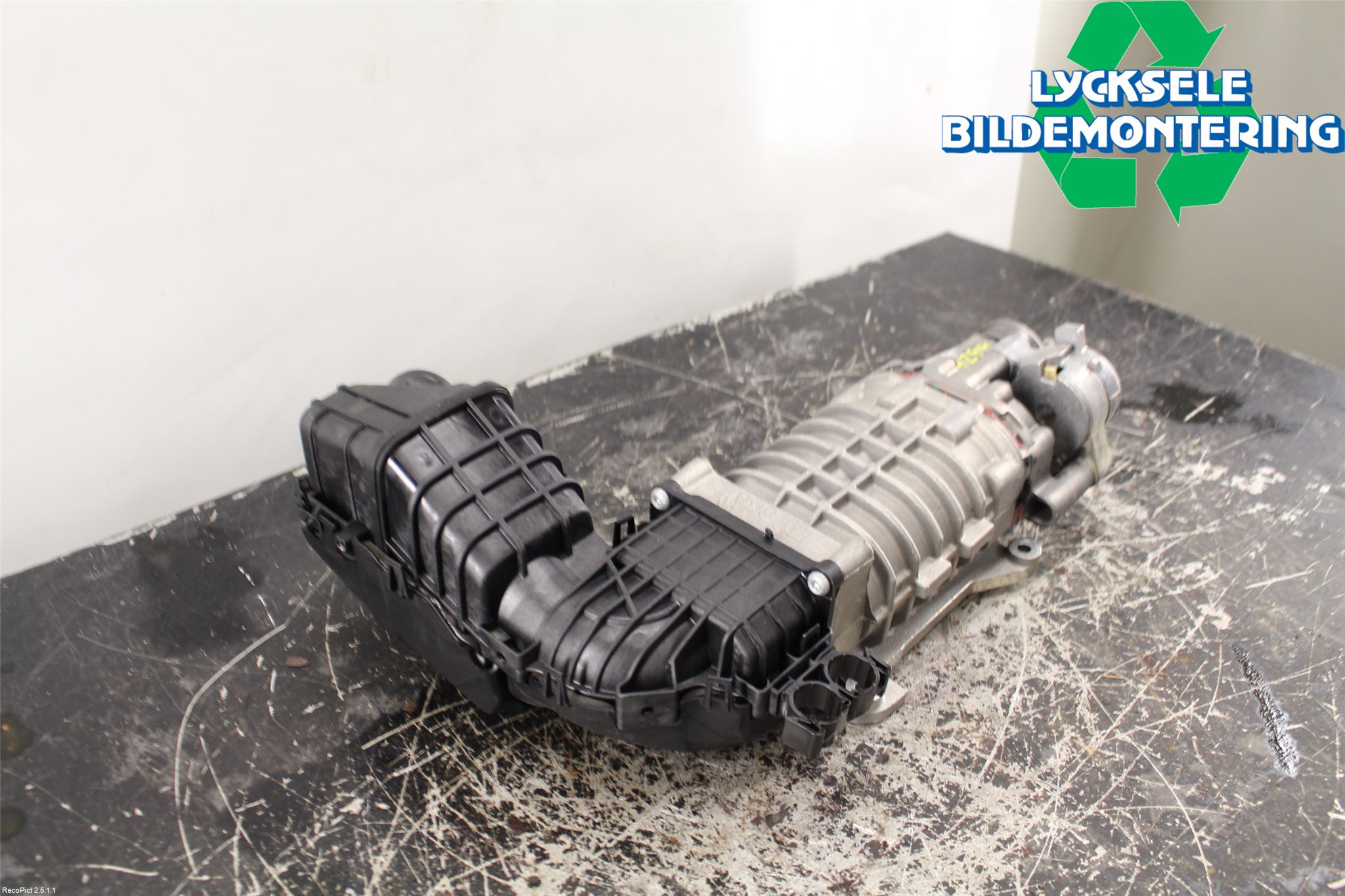 Volkswagen VW GOLF V 04-09 Kompressor Remdriven