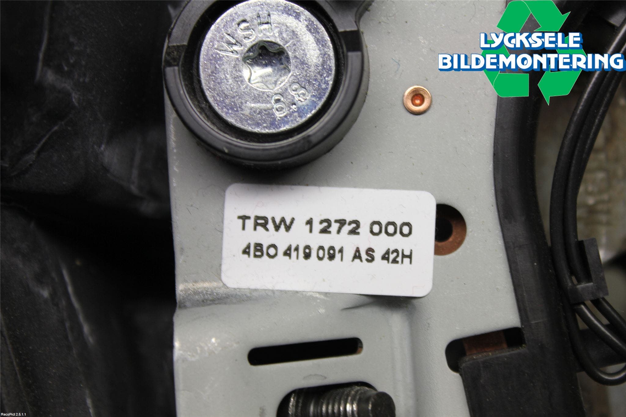 Audi A4/S4 99B-00 Ratt