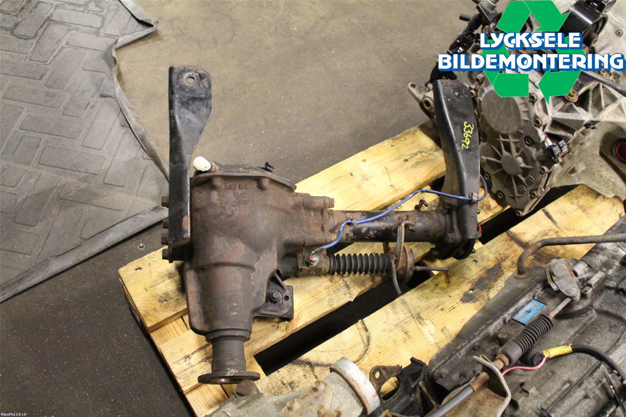 Mitsubishi L200   96-06 Framvagn Diffrential