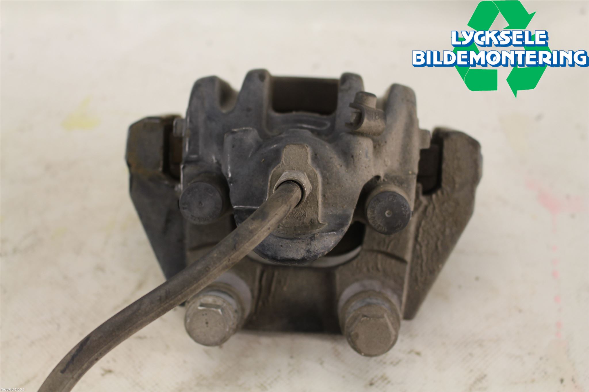 BMW 5 E60/61 Sed/Tou 02-10 Bromsok Bak Vänster