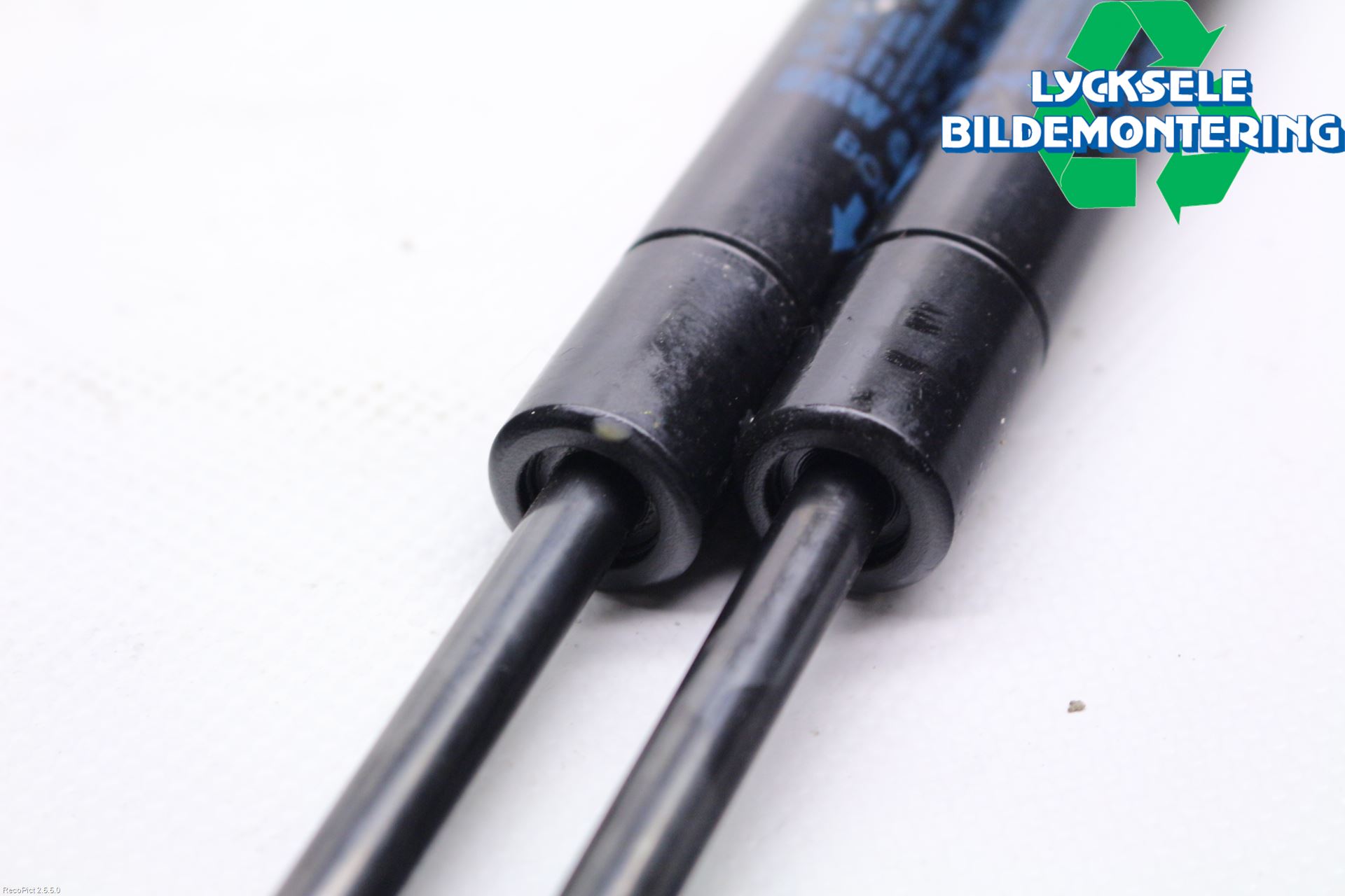 Mini COUPE R56 05-14 Gasfjäder Motorhuv