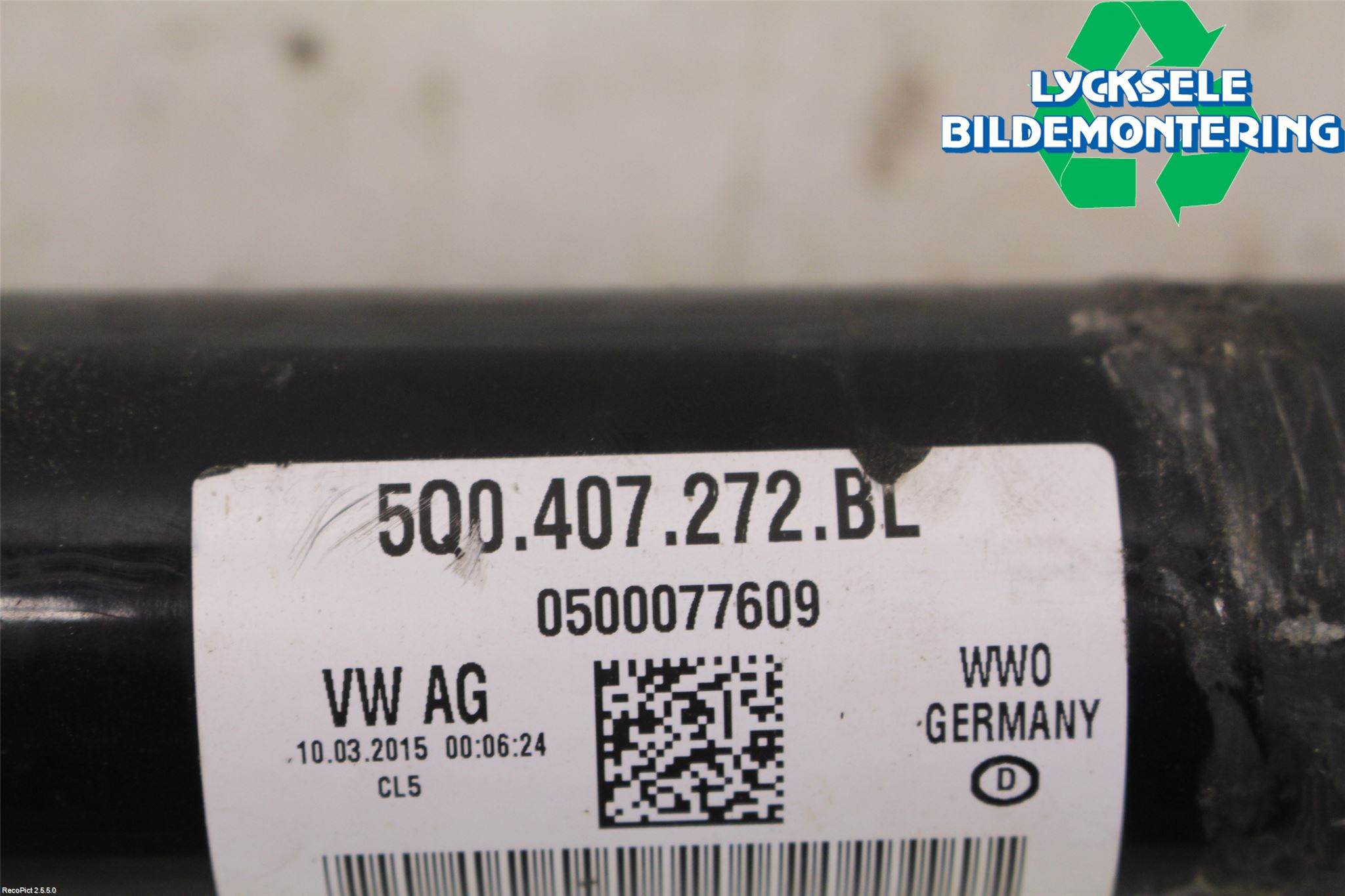 Volkswagen VW CADDY 11-15 Drivaxel Fram Höger