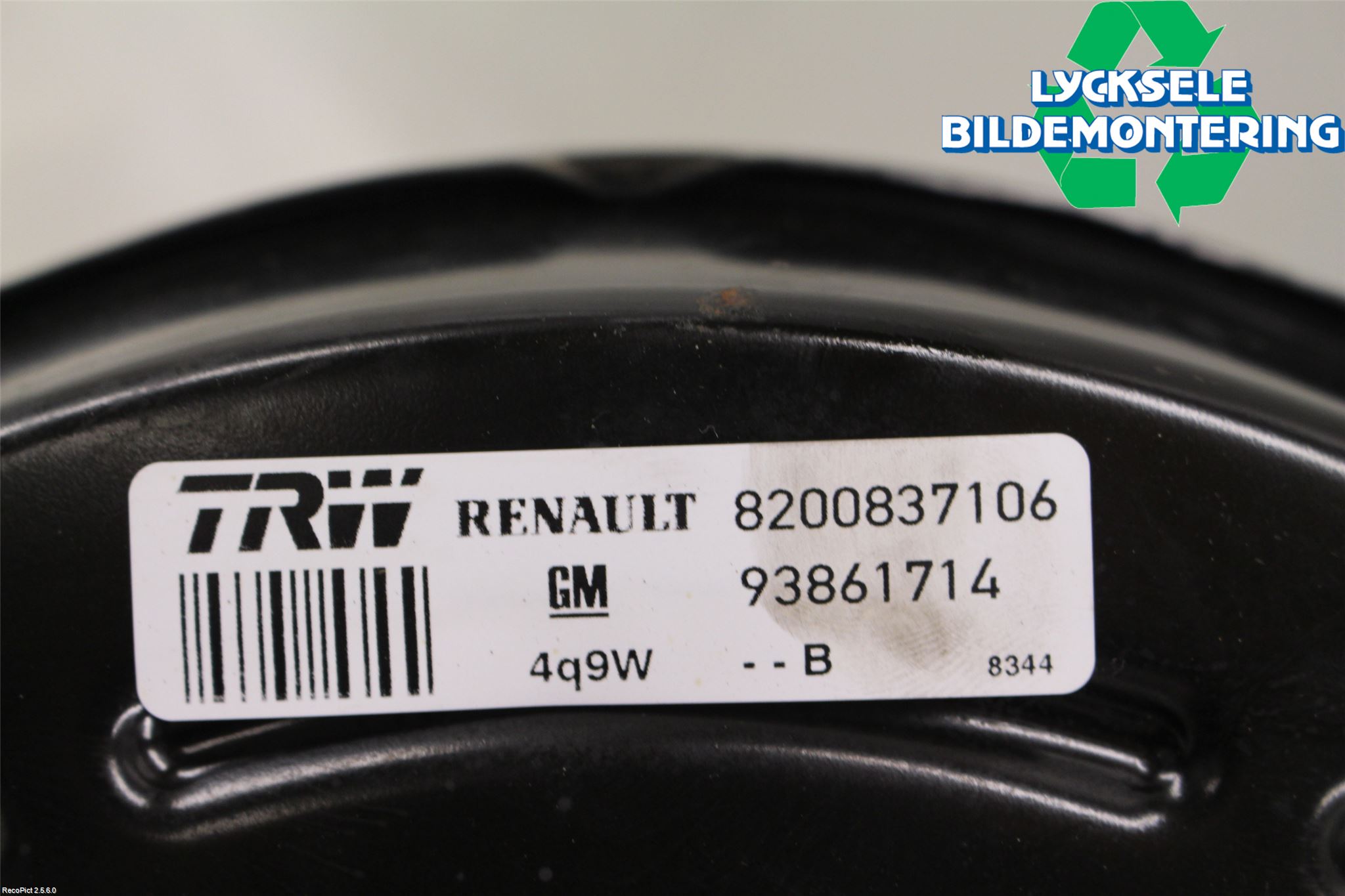 Renault TRAFIC   02-14 Bromsservo