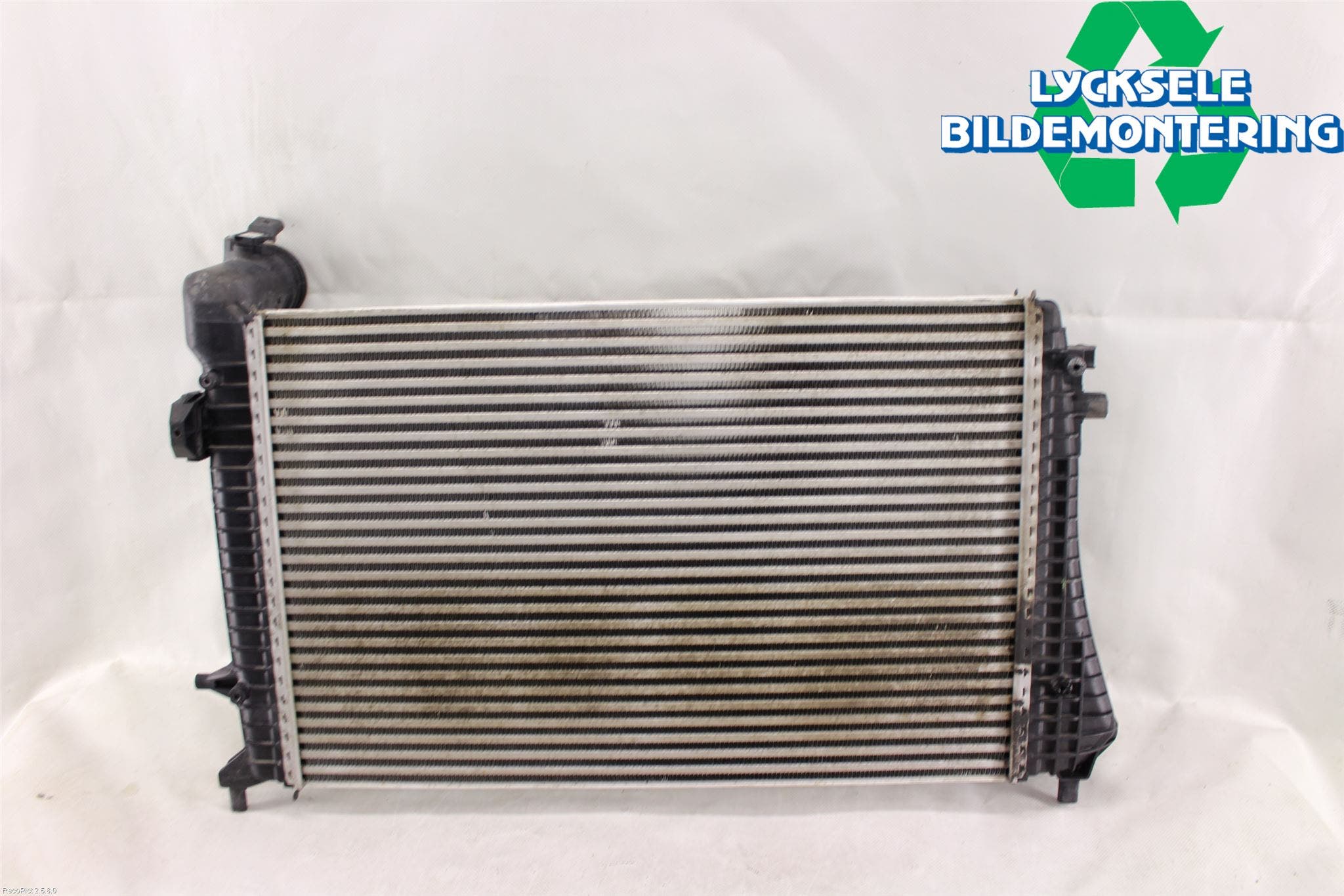 Volkswagen VW PASSAT 05-11 Laddluft-Intercooler Kyl