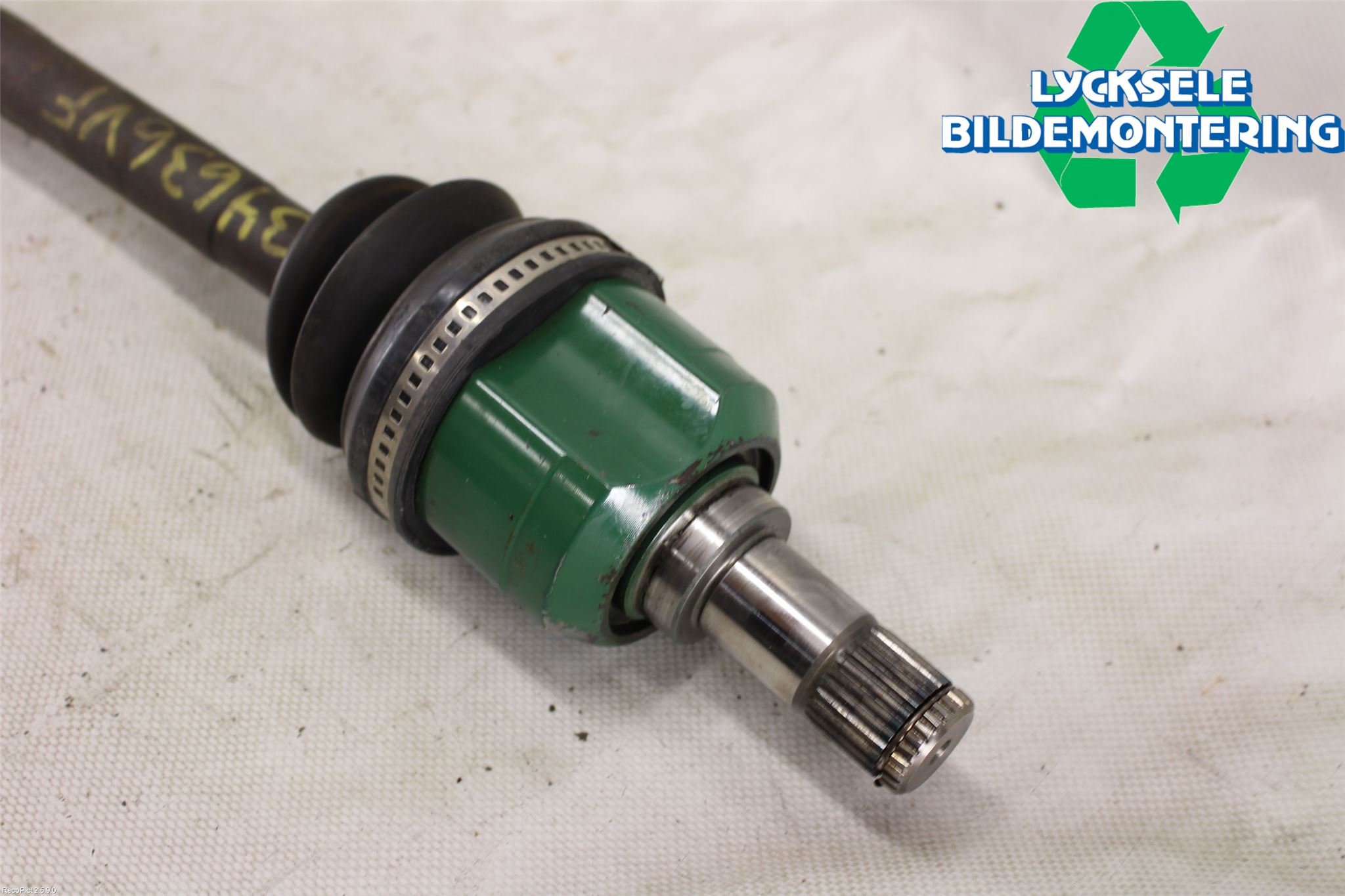 Mitsubishi LANCER 07-14 Drivaxel Fram Vänster