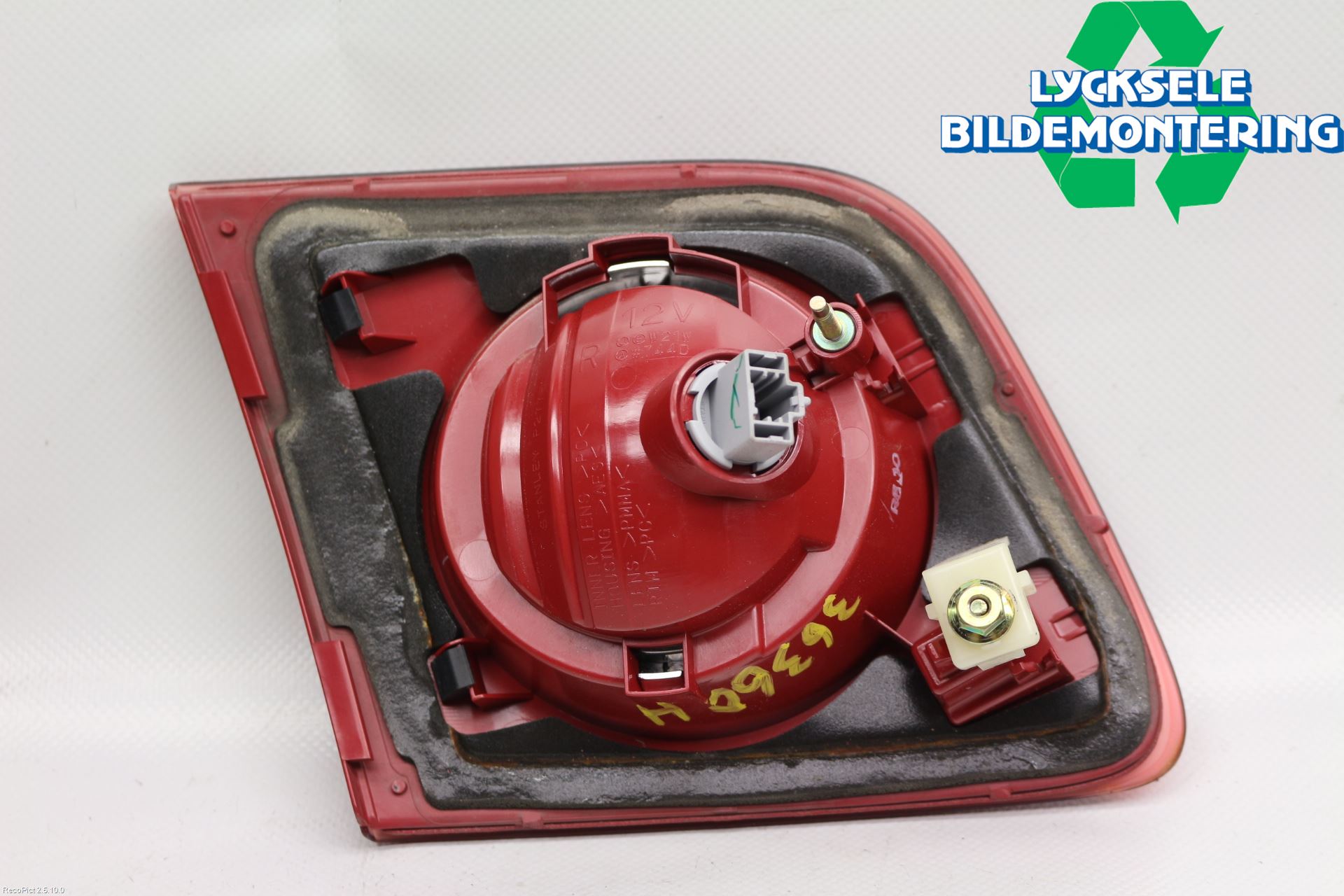 Mazda 3 I 03-06 Bakljus Lucka Hö