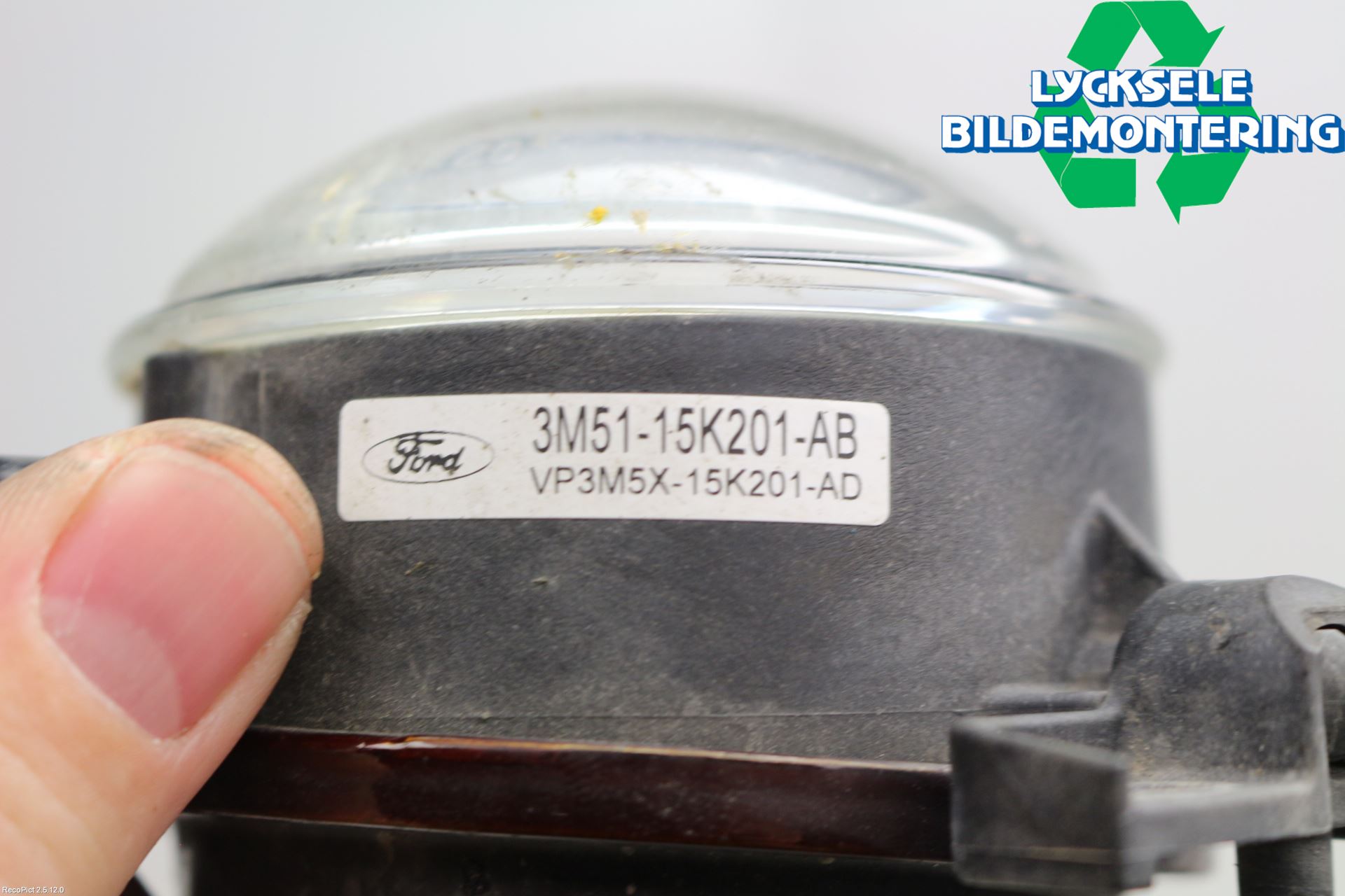 Ford FOCUS     04-07 Dimljus-Varselljus Fram