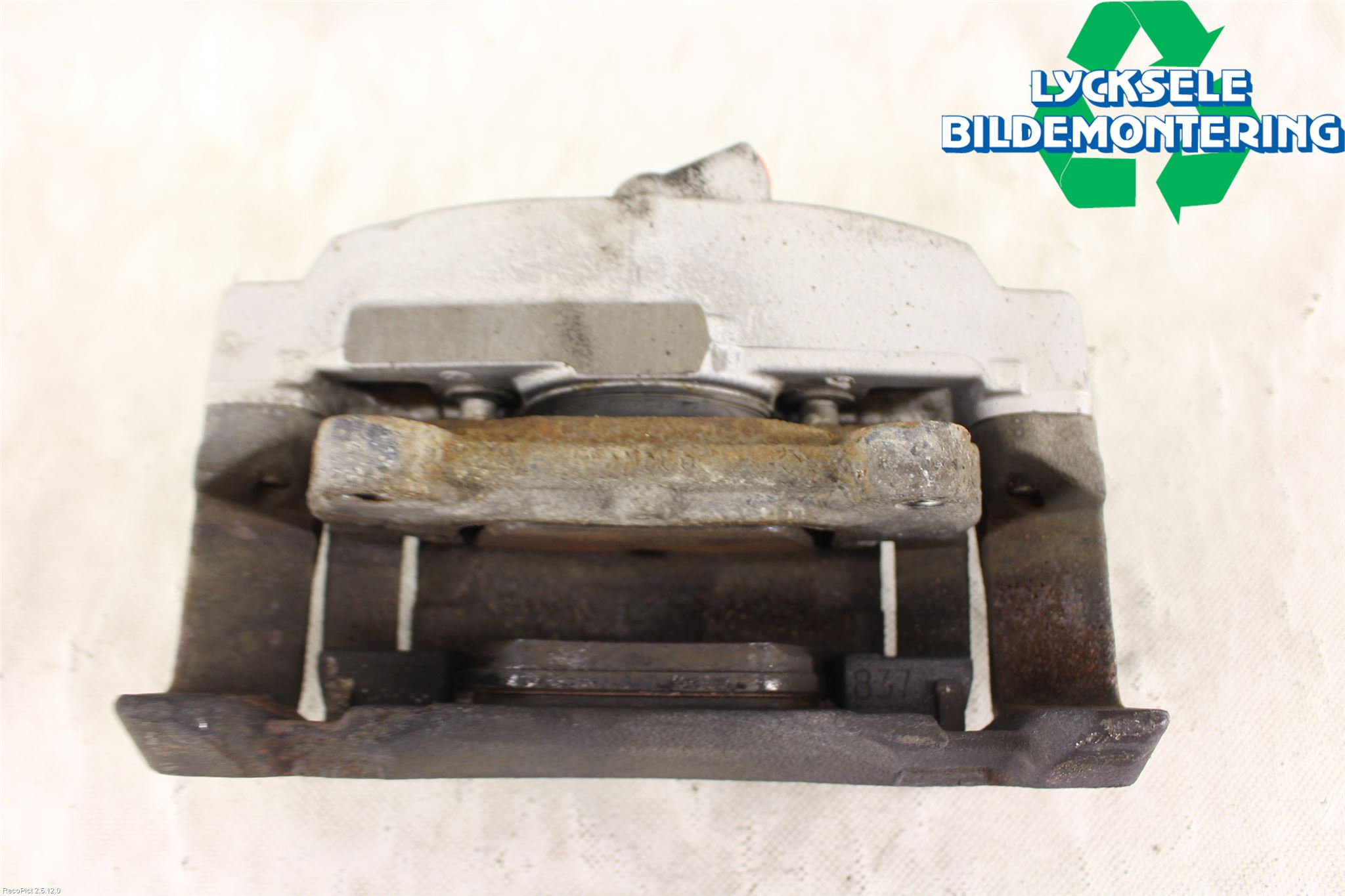 Volvo XC70 14-16 Bromsok Fram Höger