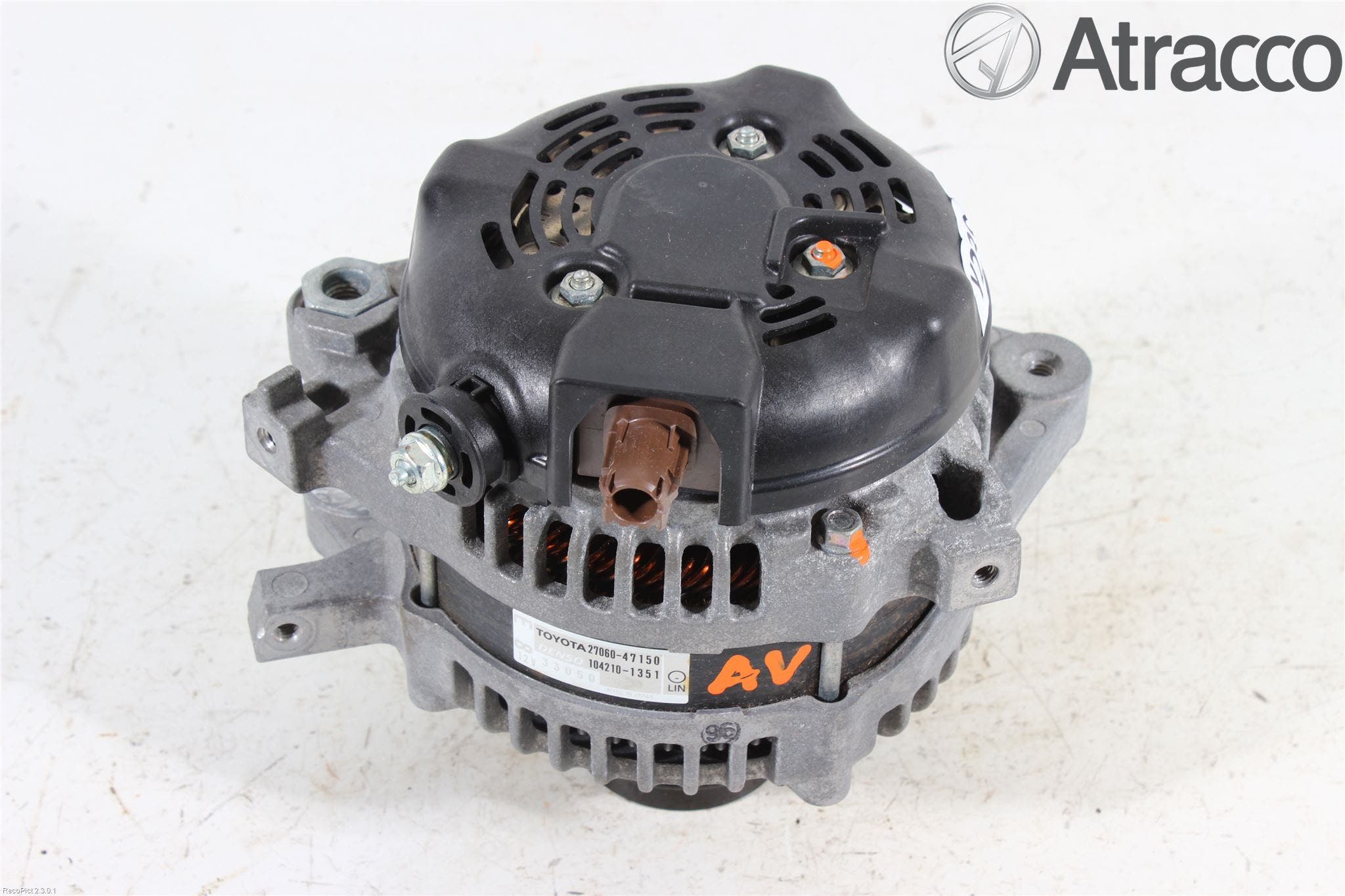 Toyota VERSO-S 11-16 Generator