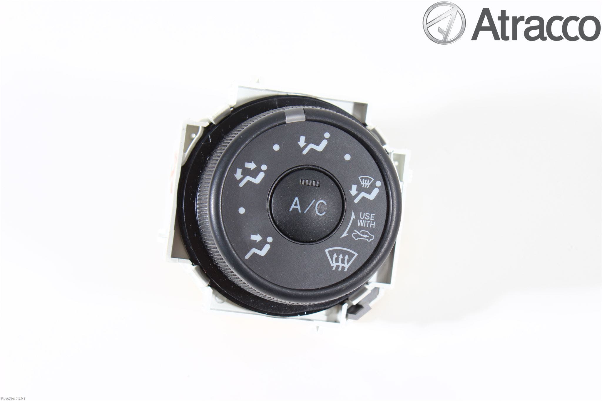 Toyota VERSO-S 11-16 Värmereglage