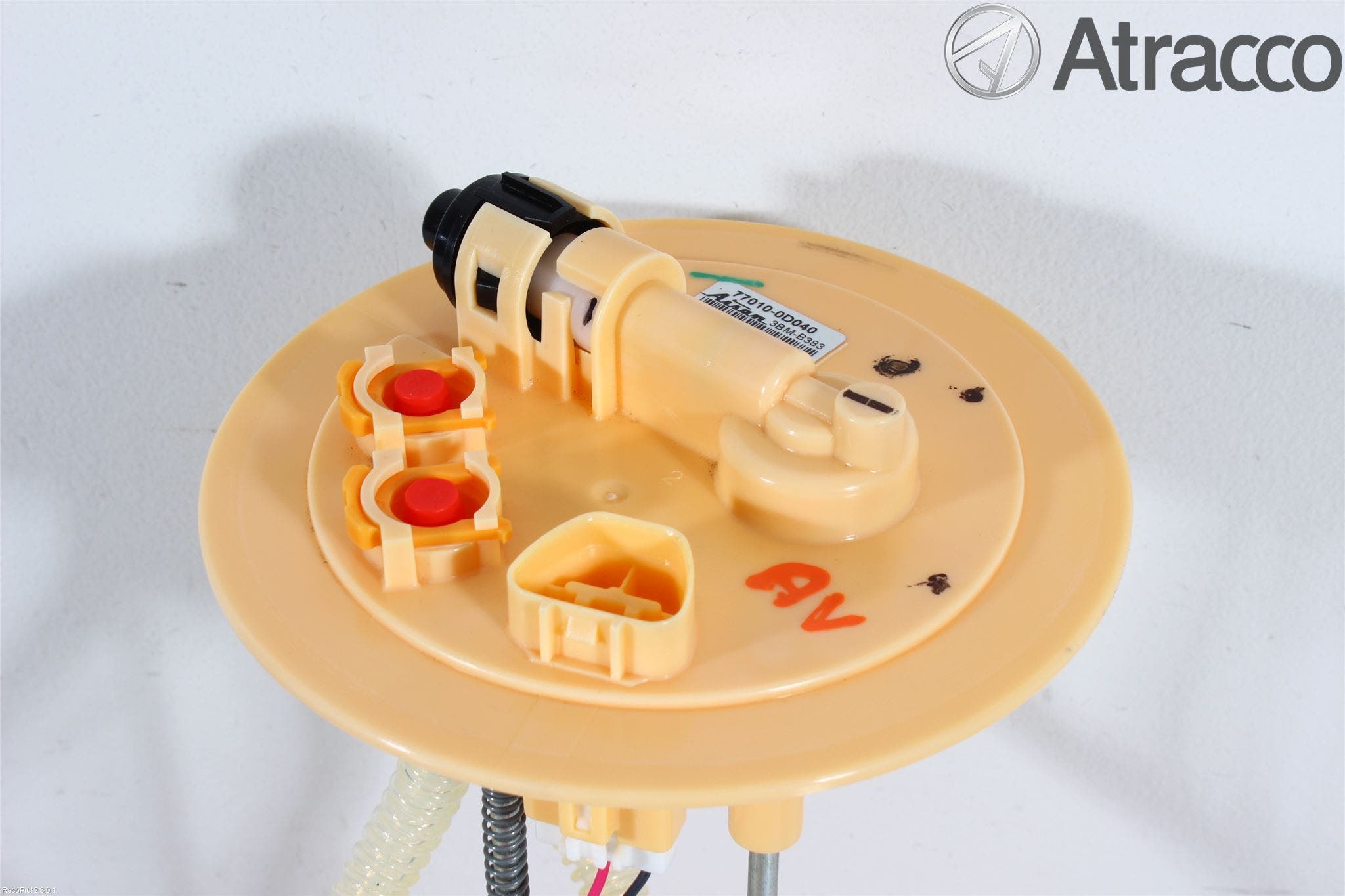 Toyota YARIS XP130 12-14 Givare Tank