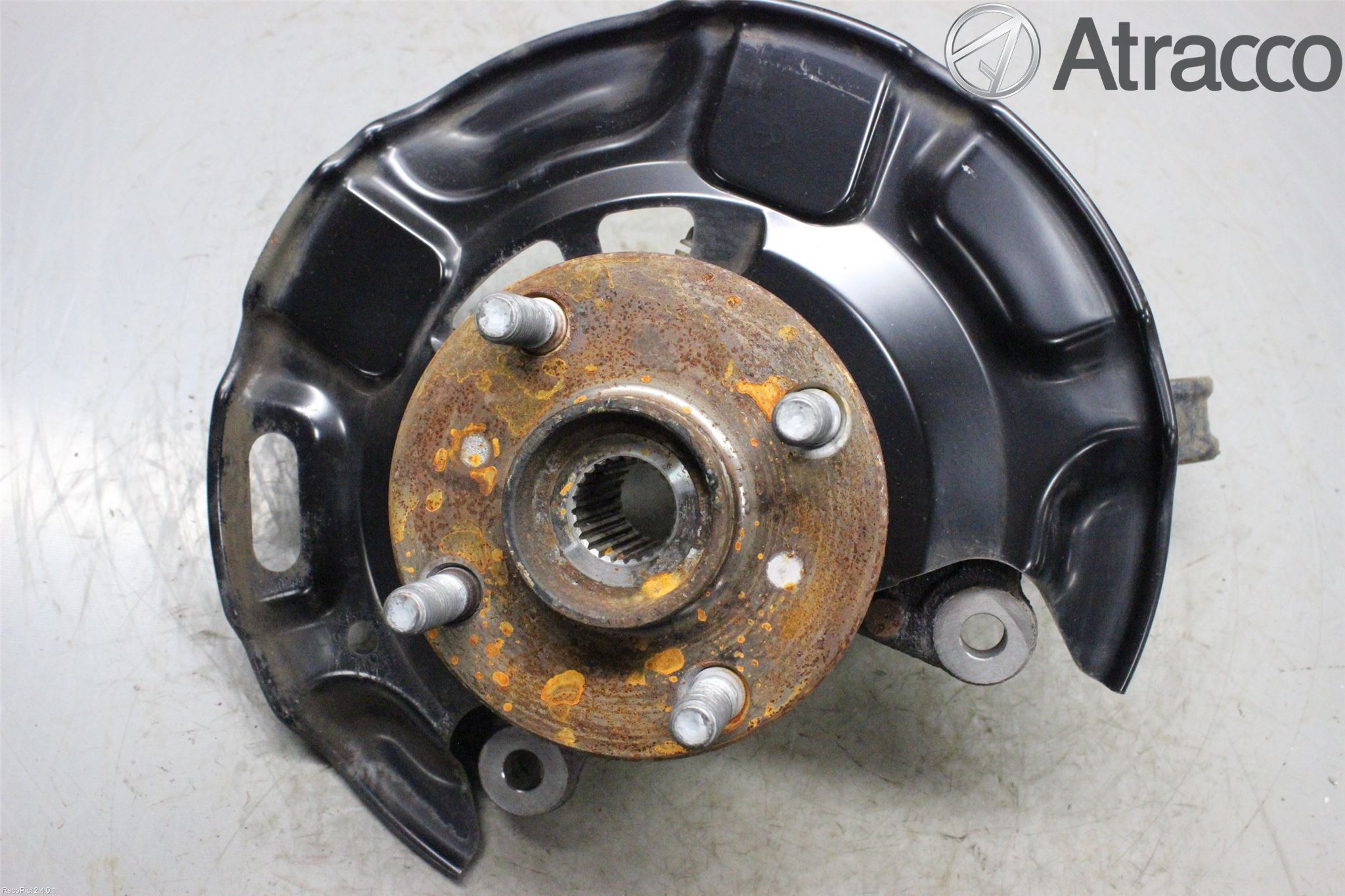 Toyota iQ Styrspindel Lagerhus Hö