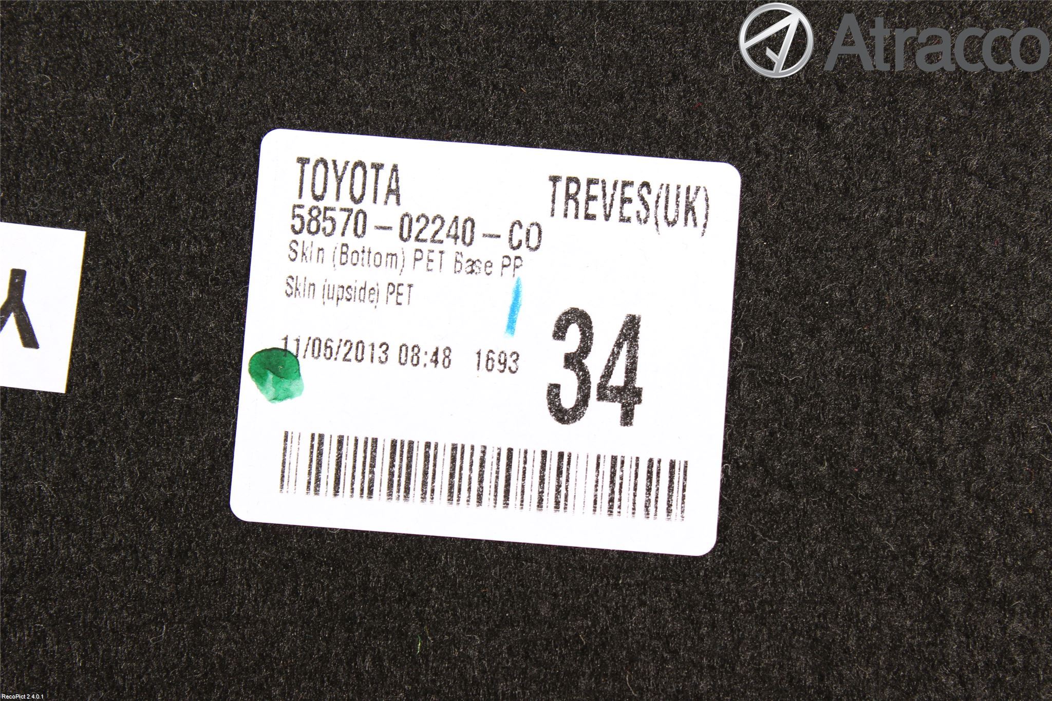 Toyota AURIS 13-19 Inrbagagerumklädsel-Golv