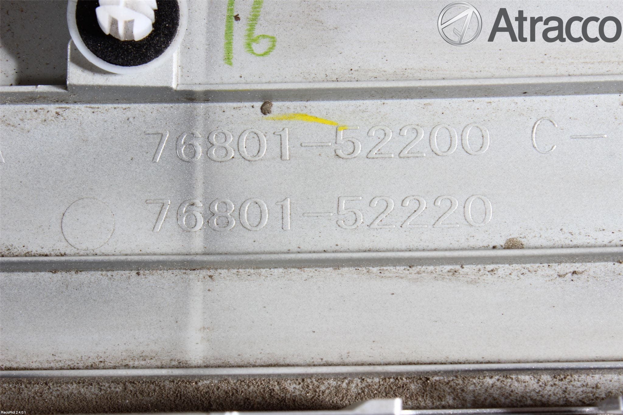 Toyota VERSO-S 11-16 Bakluckehandtag