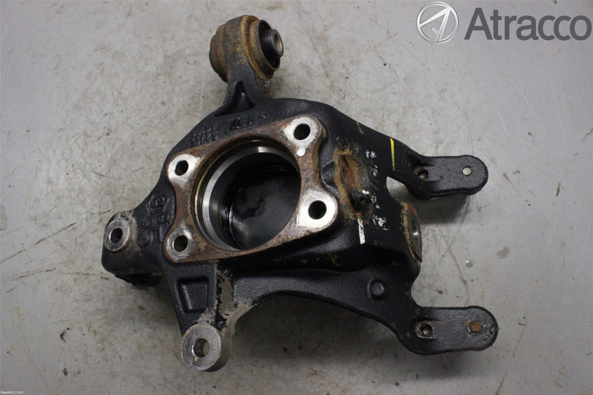 Hyundai i30 GD 13-17 Hjullagerhus-Spindel Vä B