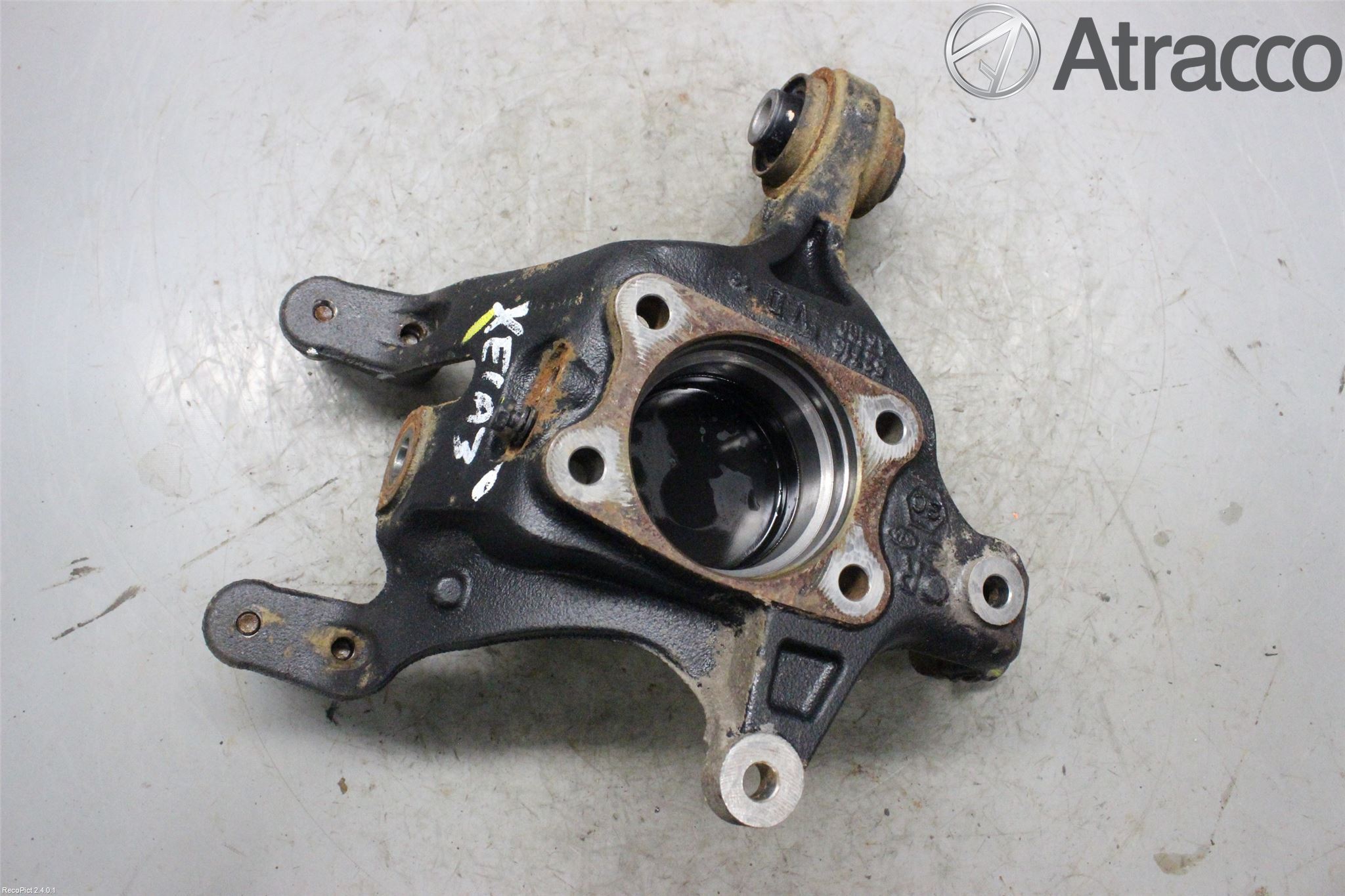 Hyundai i30 GD 13-17 Hjullagerhus-Spindel Hö B