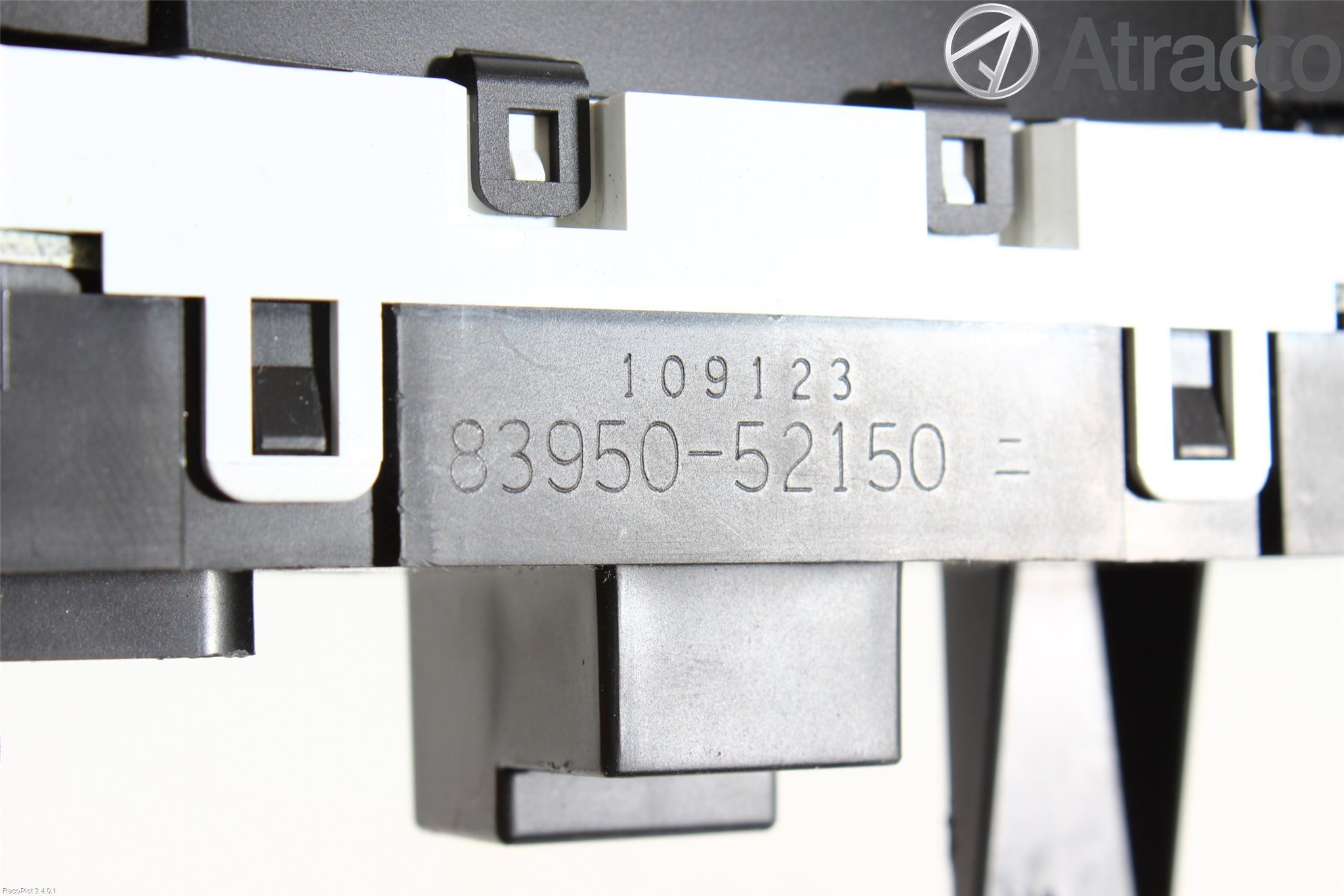 Toyota VERSO-S 11-16 Strömställare Övrigt