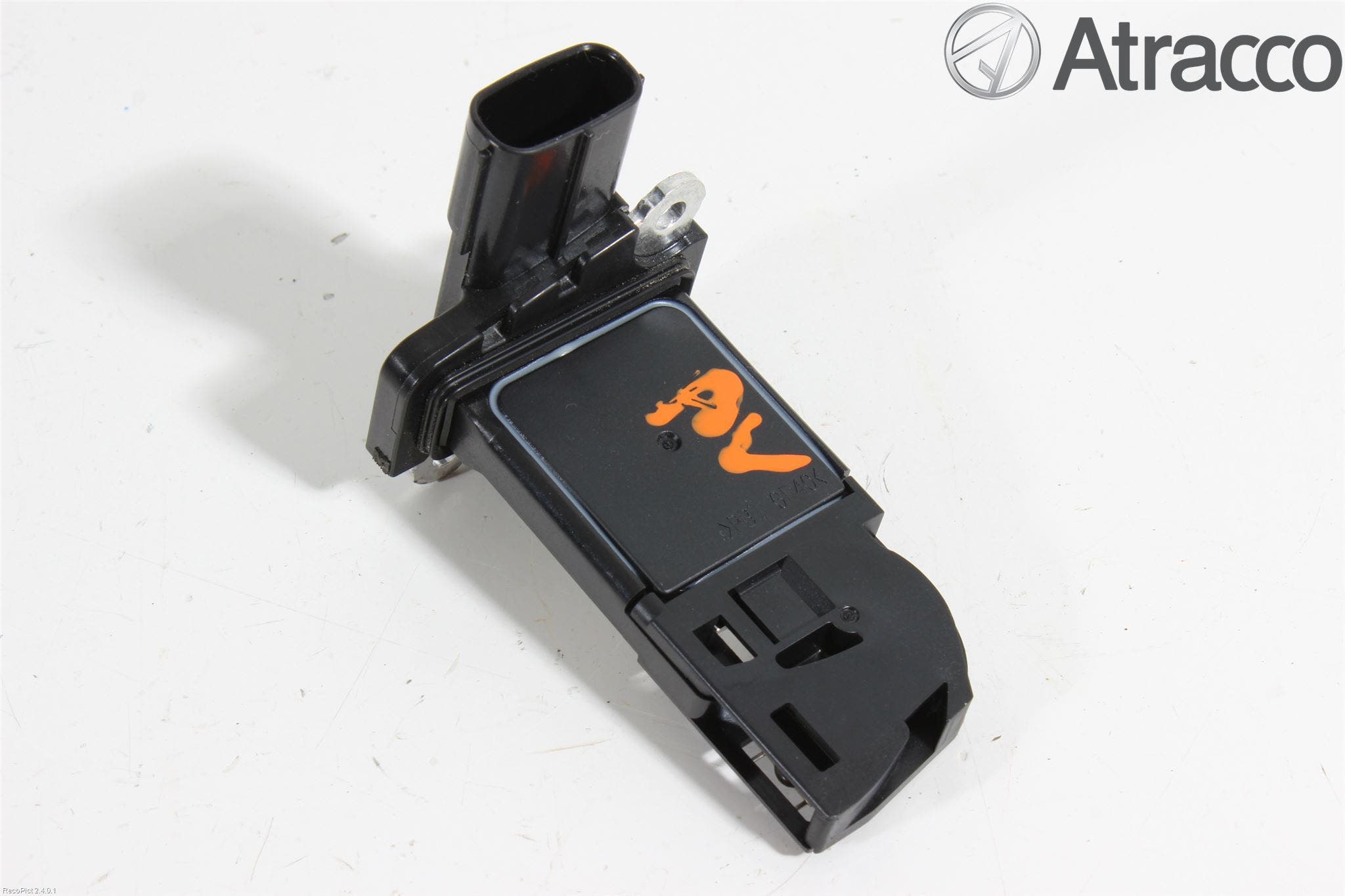 Toyota YARIS XP130 12-14 Injluftmassamätare