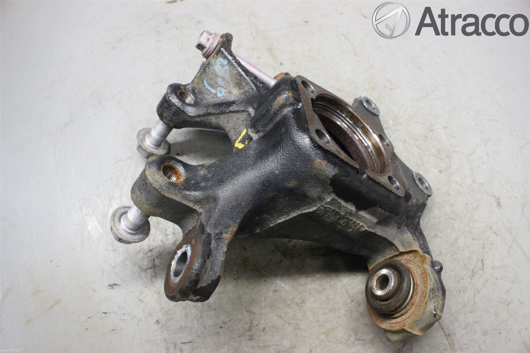 Toyota AVENSIS 09-15 Hjullagerhus-Spindel Vä B