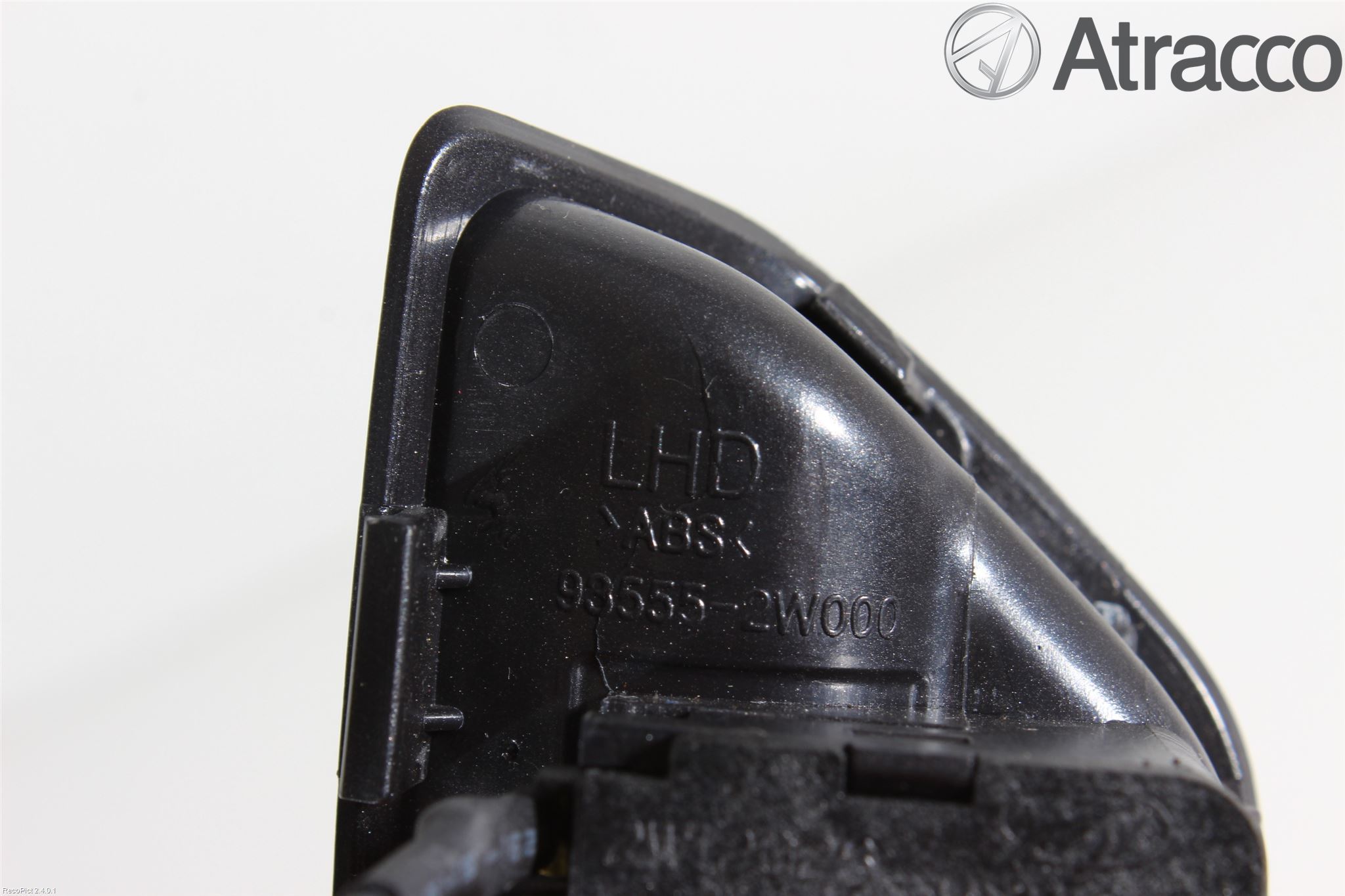 Hyundai SANTA FE 13-18 Strömställare Tanklucka