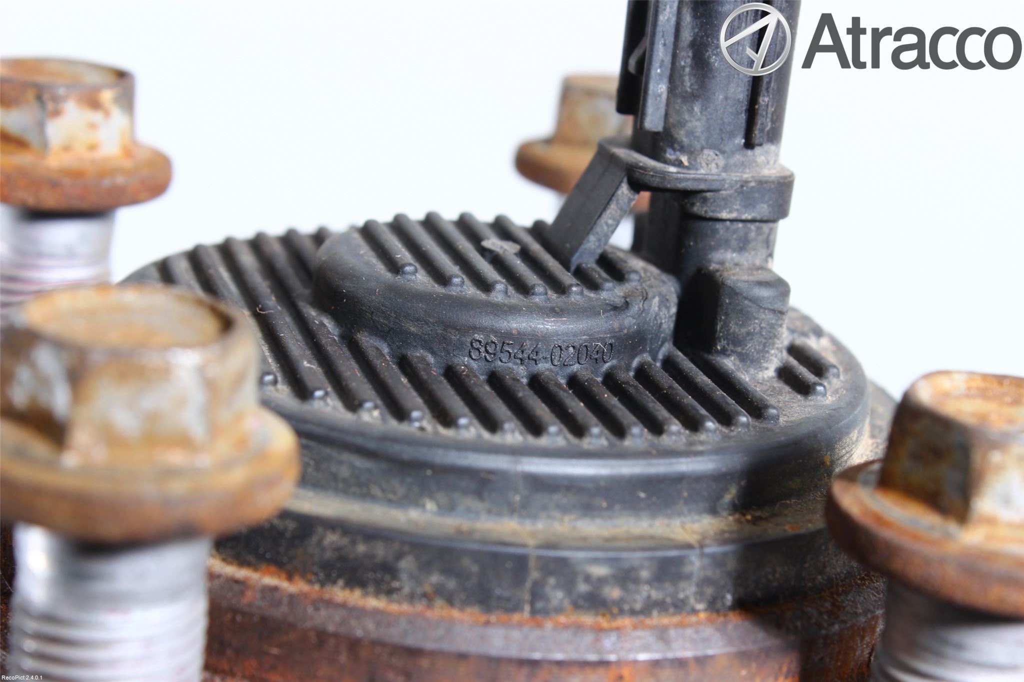 Toyota AVENSIS 09-15 Nav Bak