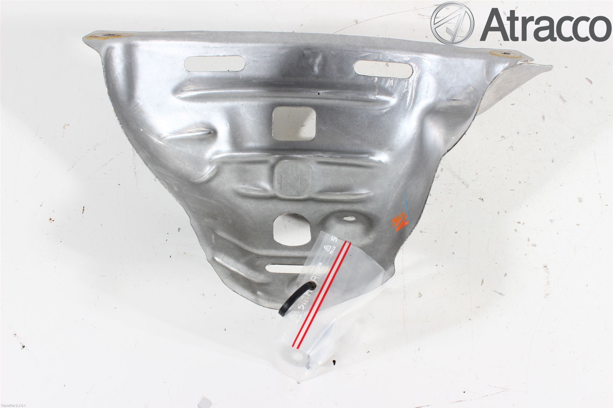 Toyota YARIS XP130 12-14 Katalysator