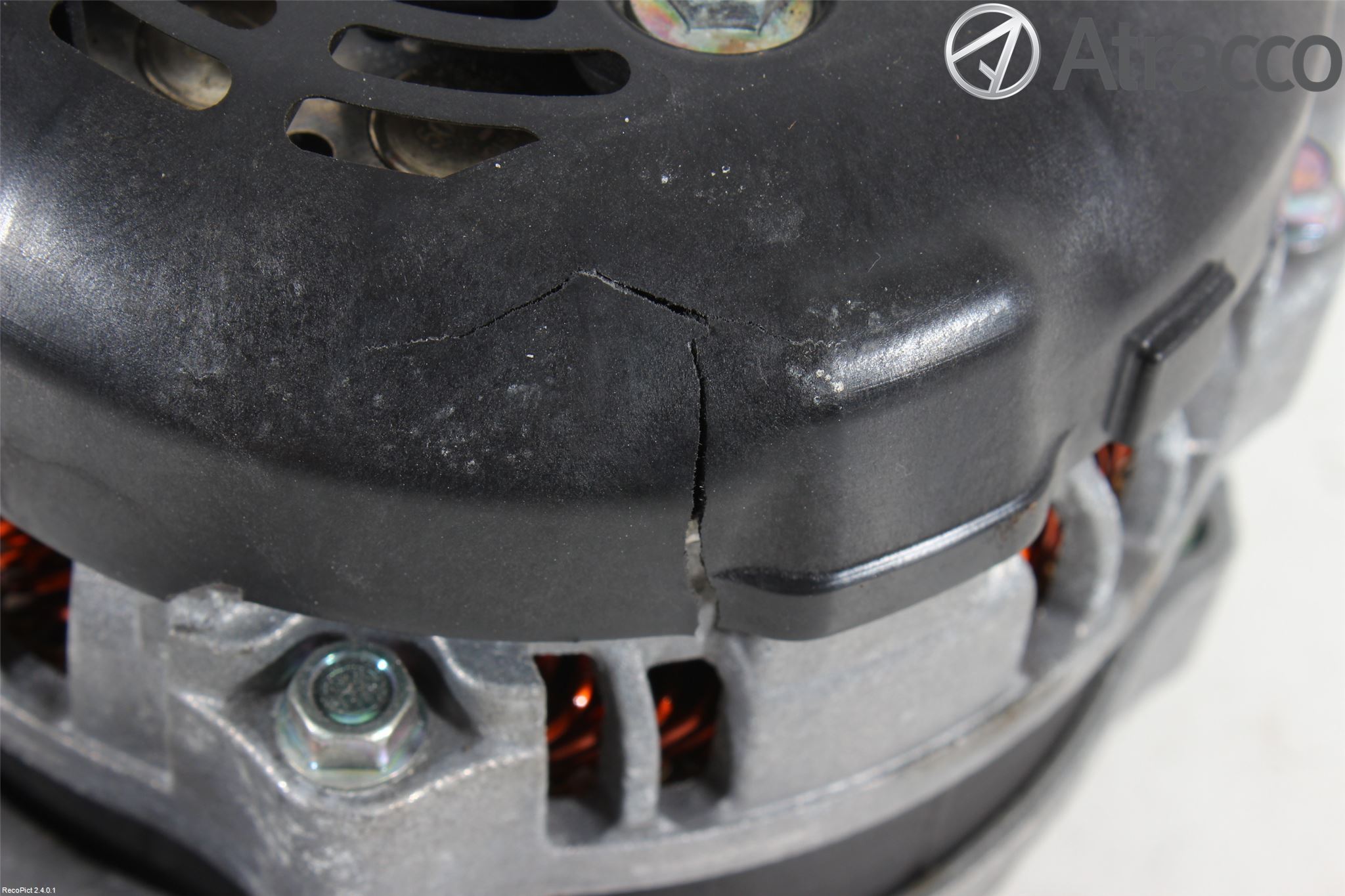 Toyota YARIS XP130 12-14 Generator