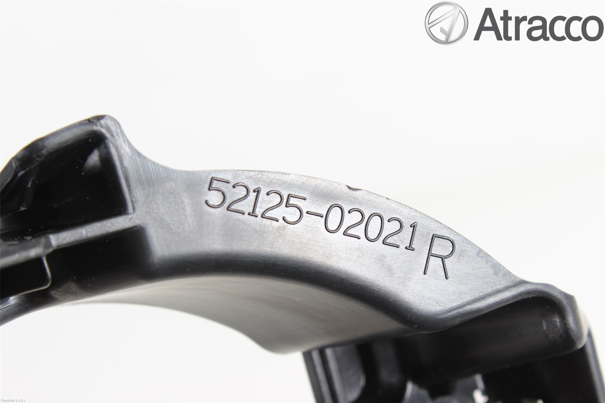 Toyota AURIS 10-12 Dimljussarg Fram