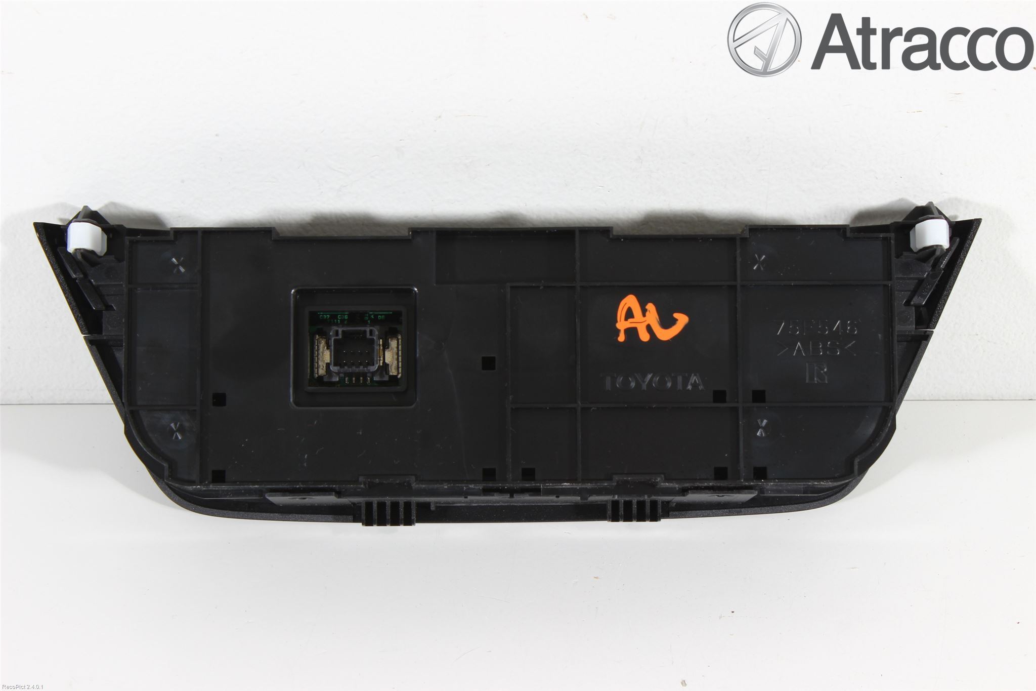 Toyota RAV4 13-18 Ac Styrenhet Ac Manöveren