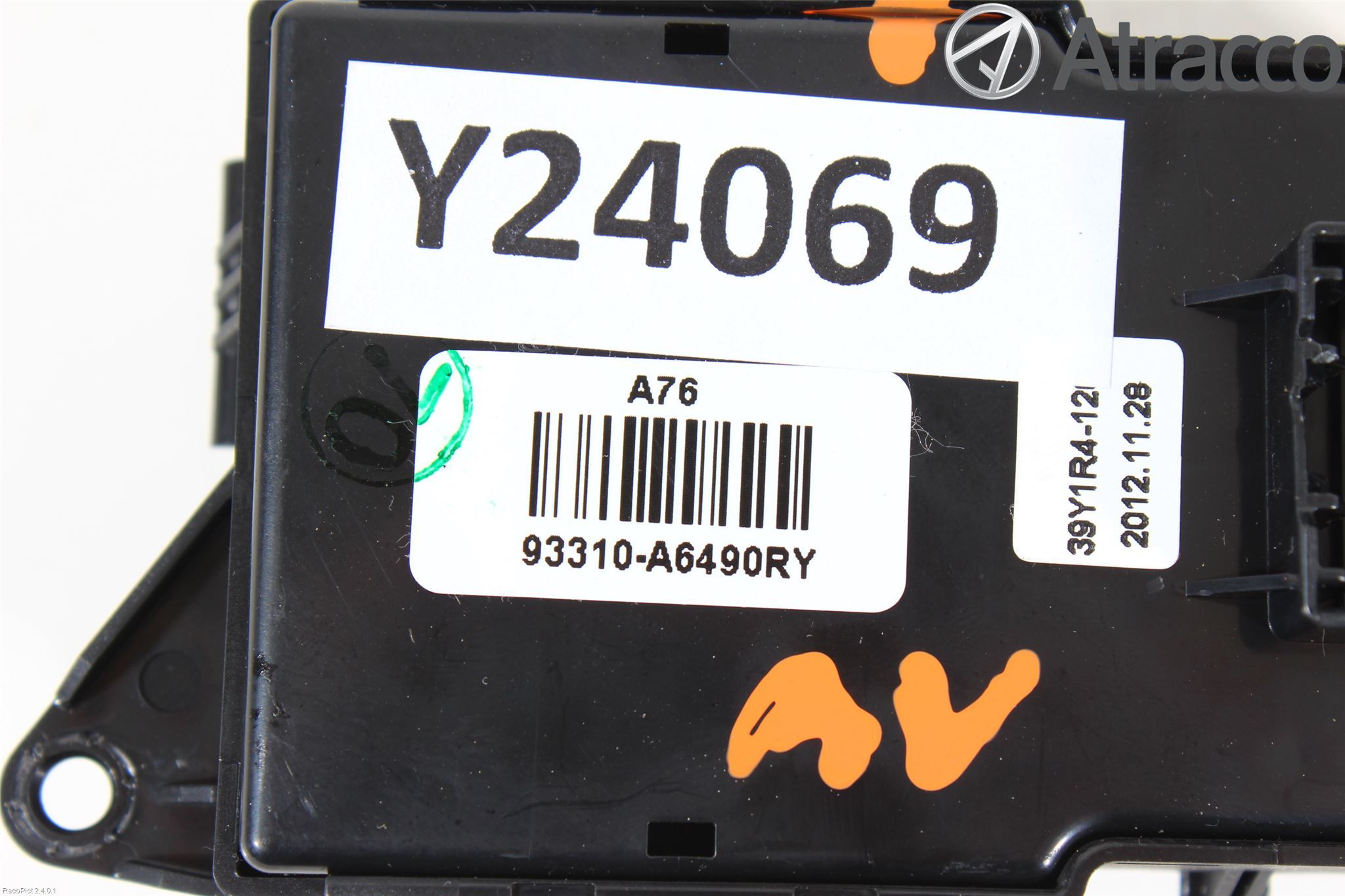 Hyundai i30 GD 13-17 Strömställare Övrigt