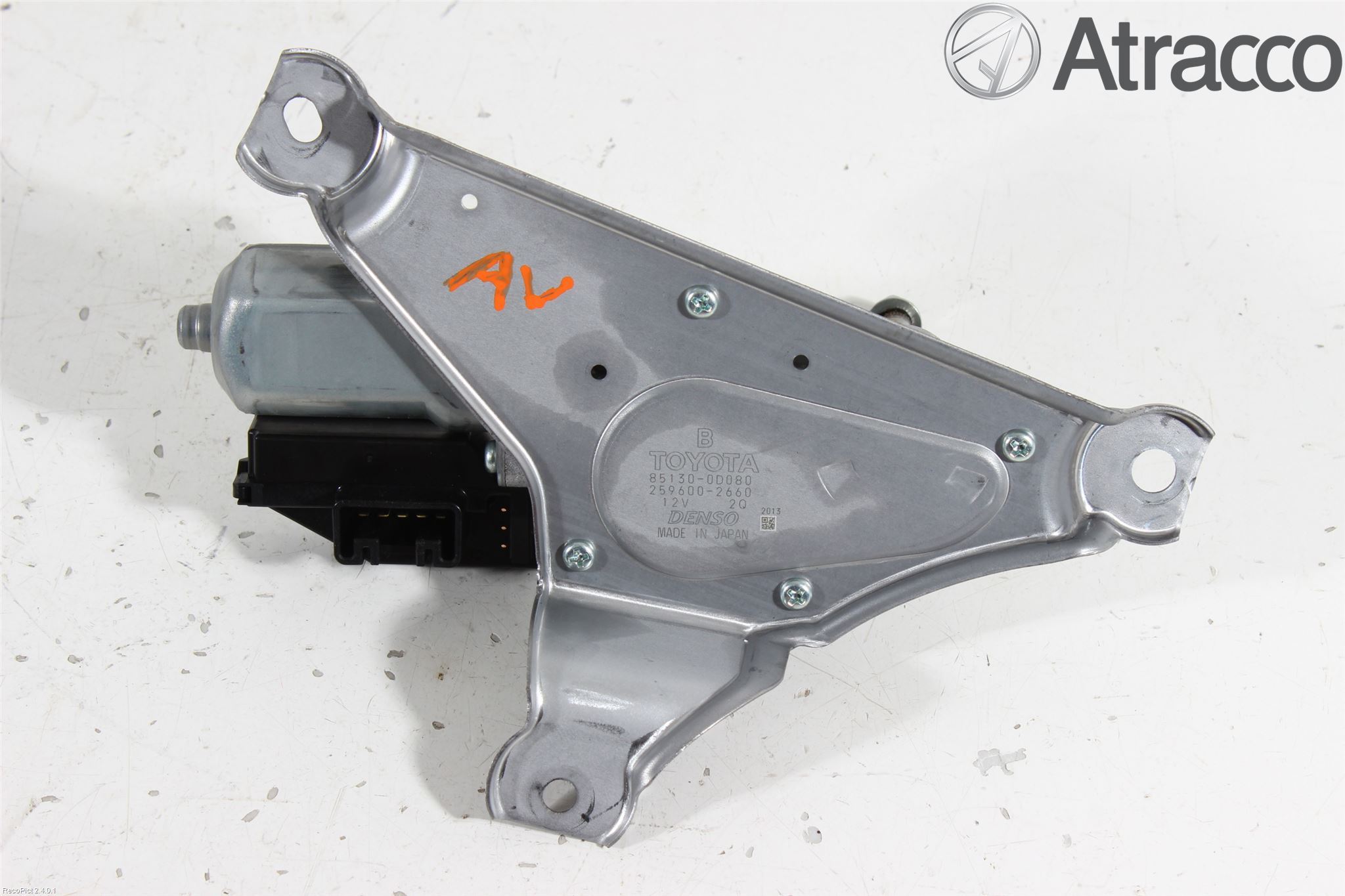 Toyota YARIS XP130 12-14 Torkarmotor Baklucka