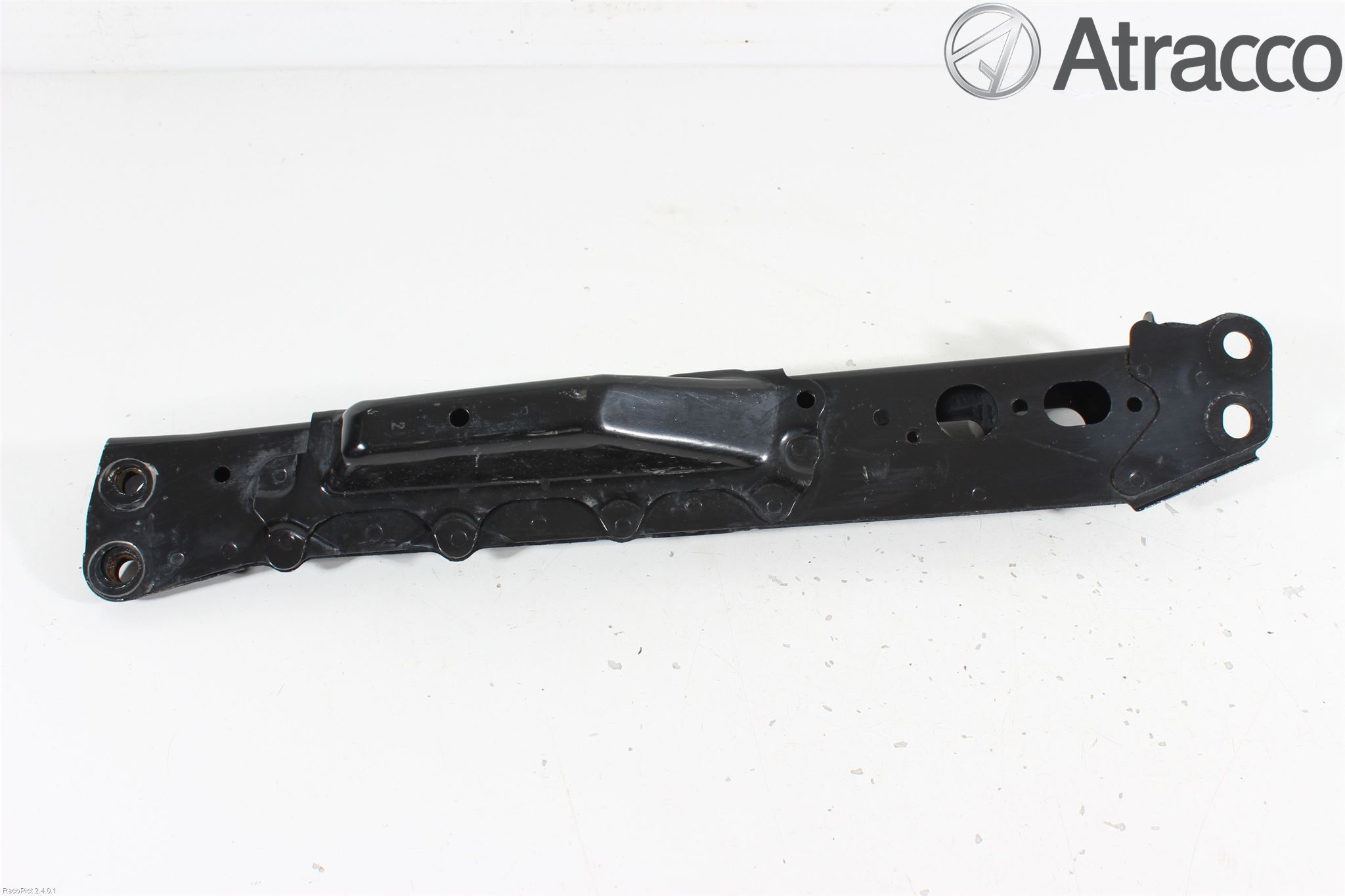 Toyota AVENSIS 09-15 Motorbalk