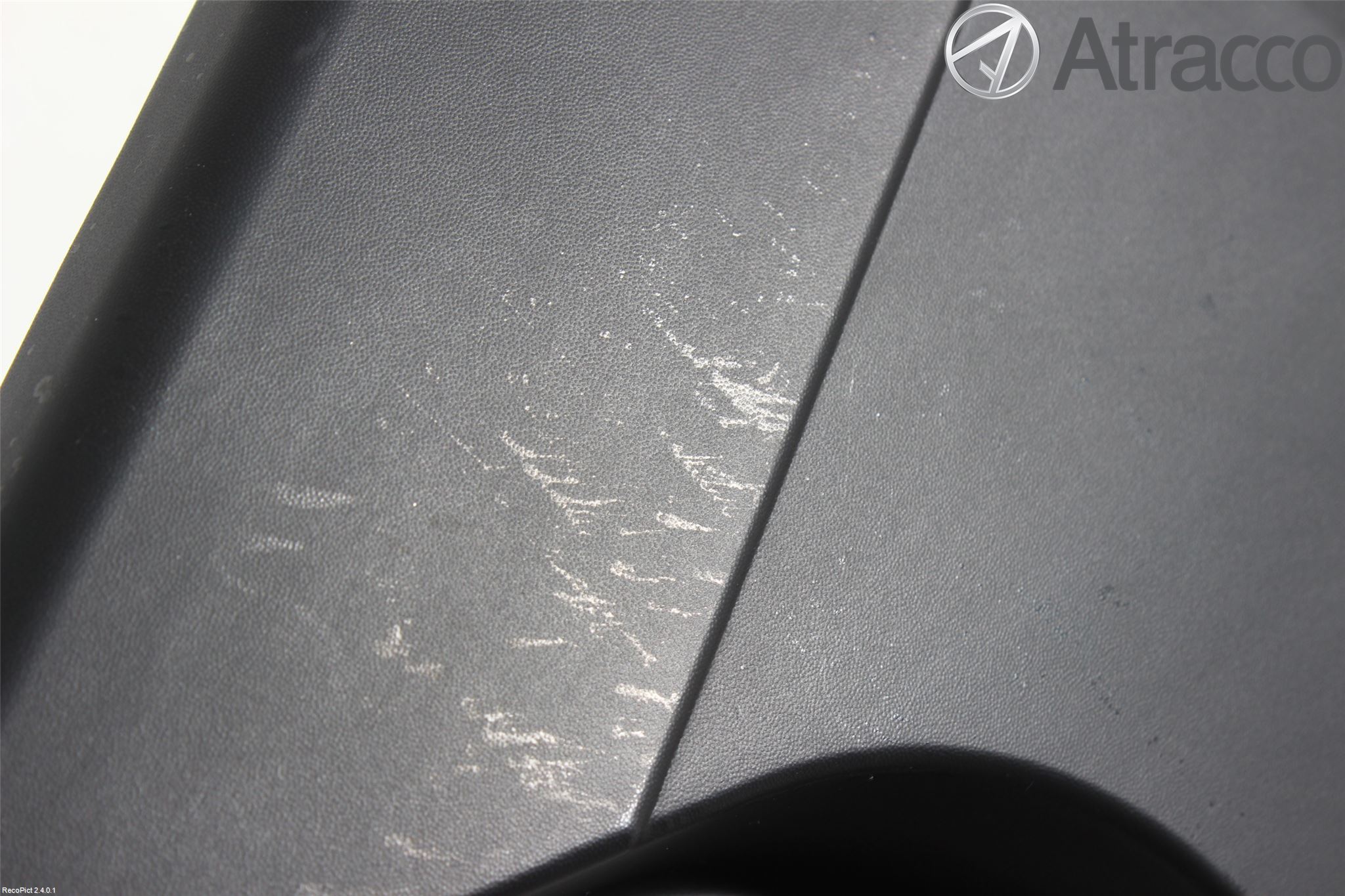 Mitsubishi L200 06-15 Motorkåpa