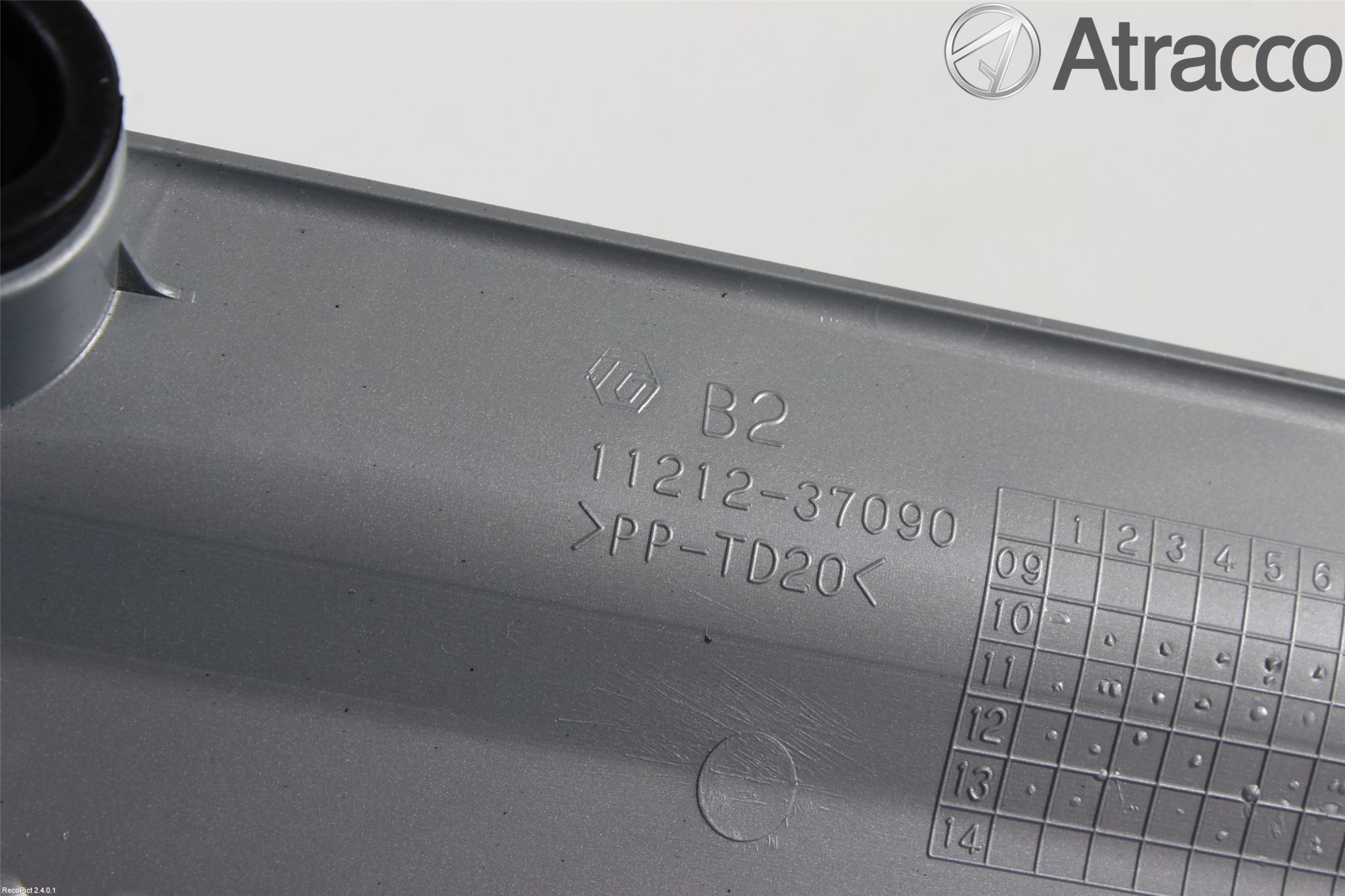 Toyota AURIS 13-19 Motorkåpa