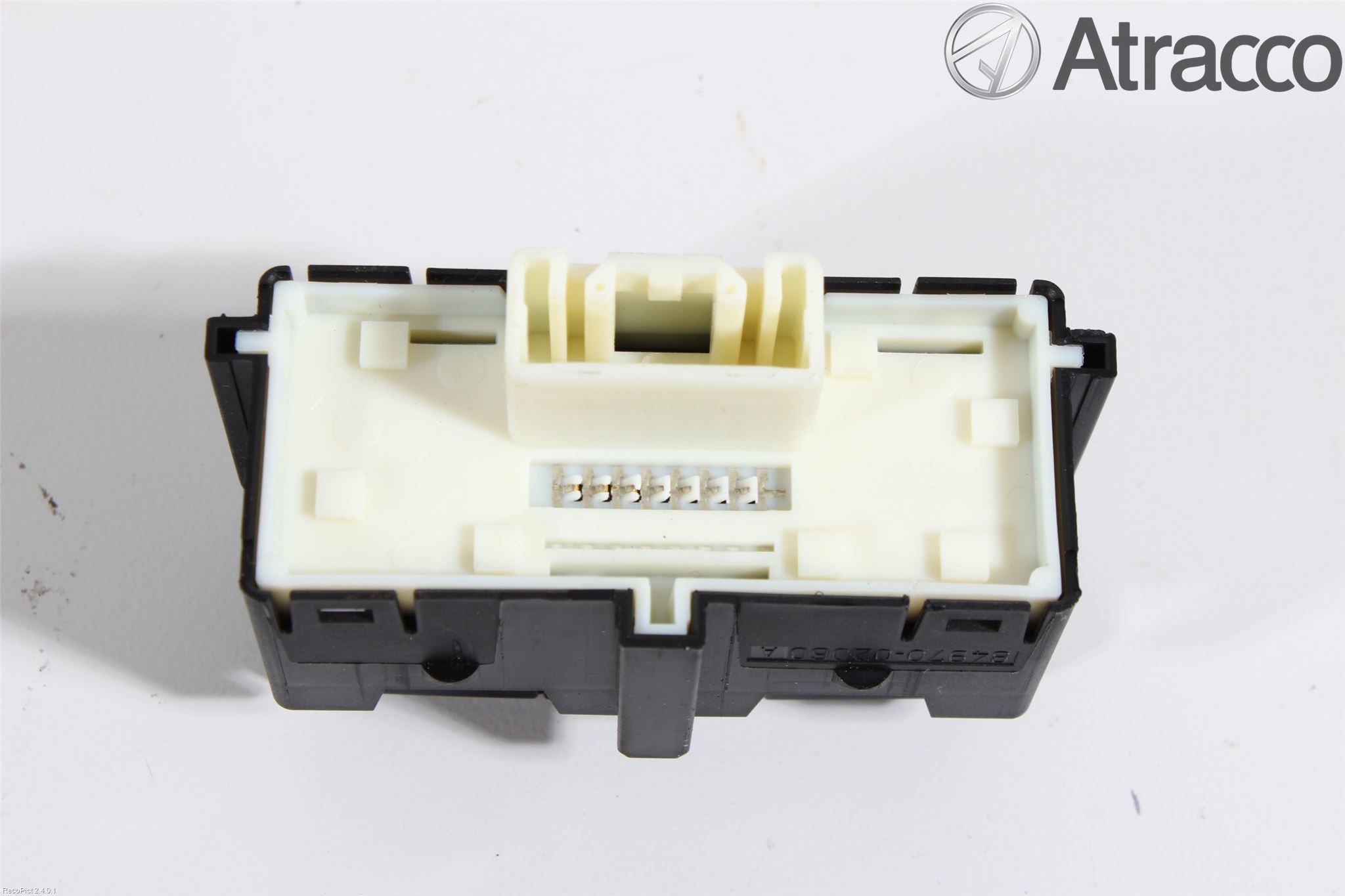 Toyota AURIS 13-19 Strömställare Övrigt