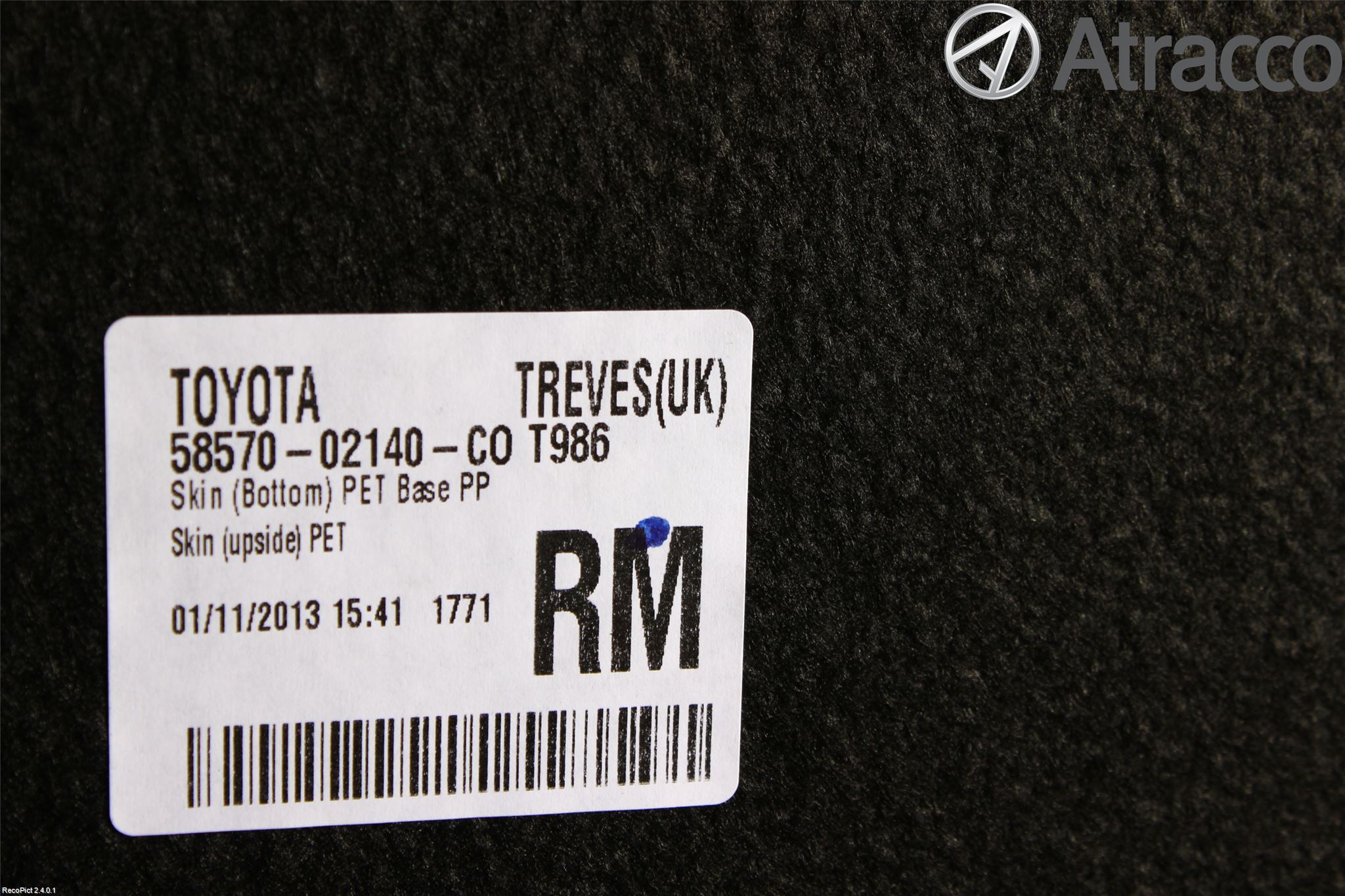 Toyota AURIS 13-19 Inrbagagerumklädsel-Golv