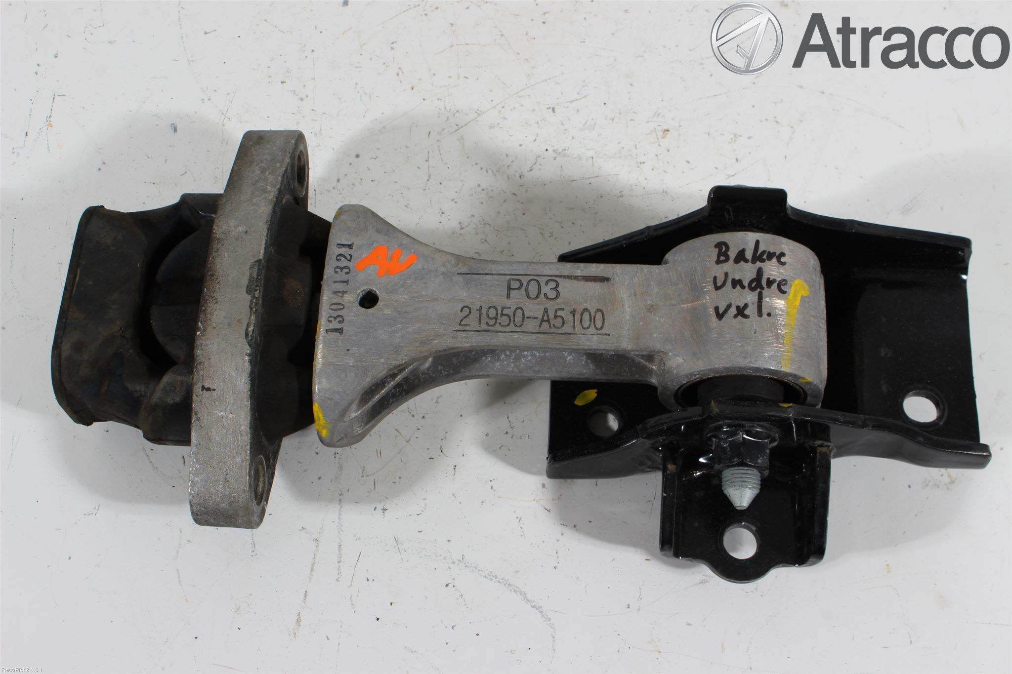 Hyundai i30 GD 13-17 Växellådsfäste