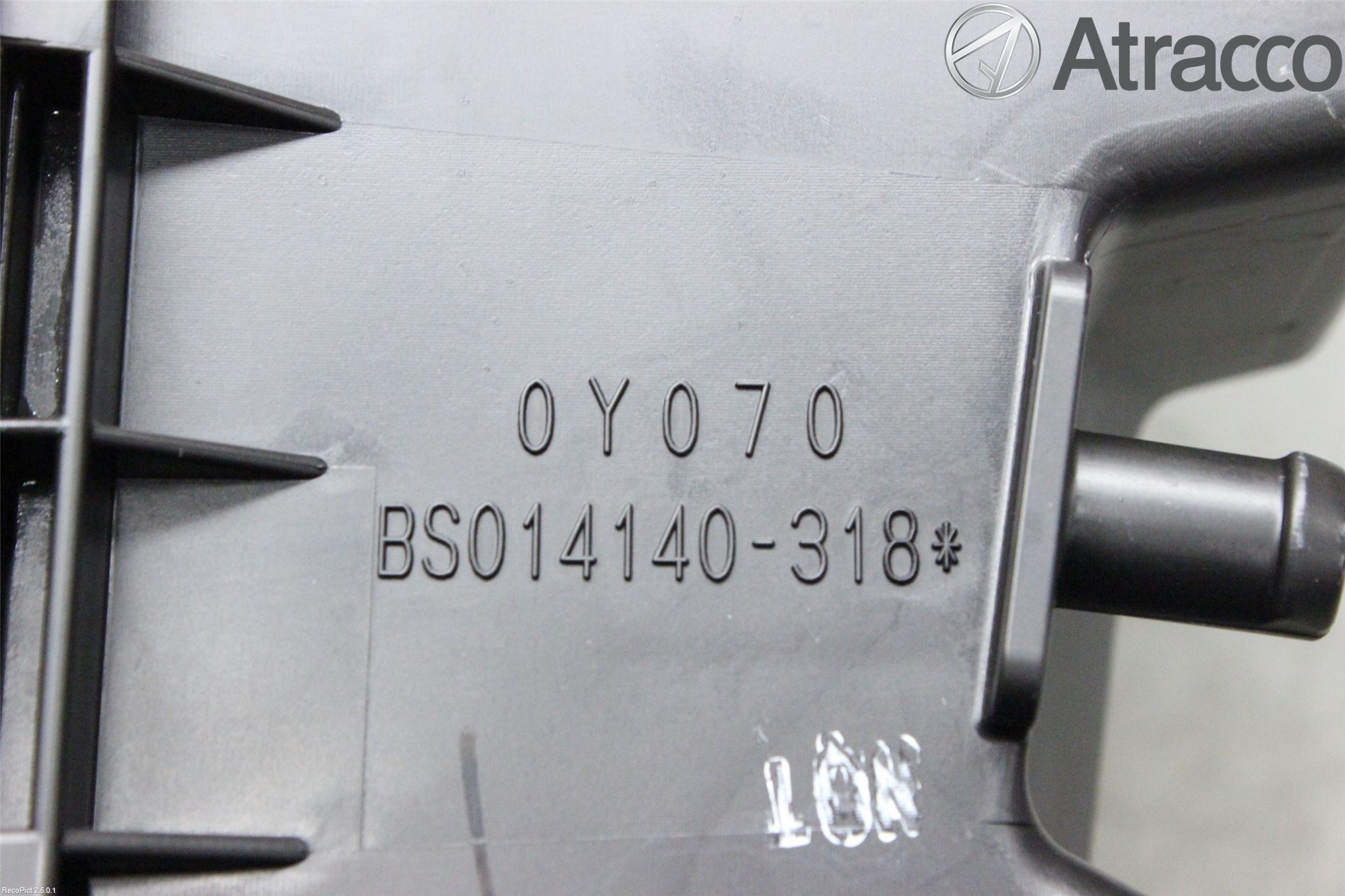 Toyota YARIS XP130 12-14 Luftrenare