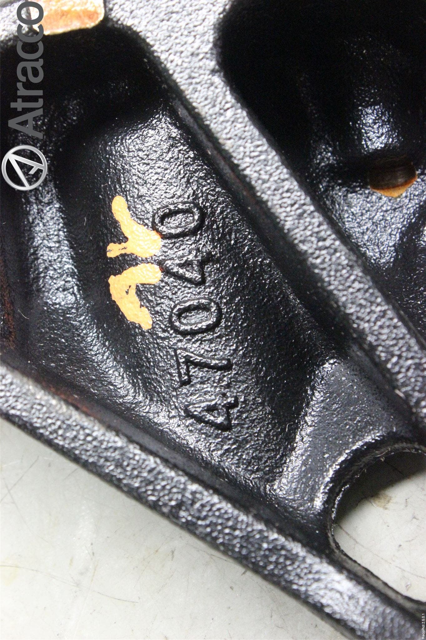 Toyota YARIS XP130 12-14 Motorfäste