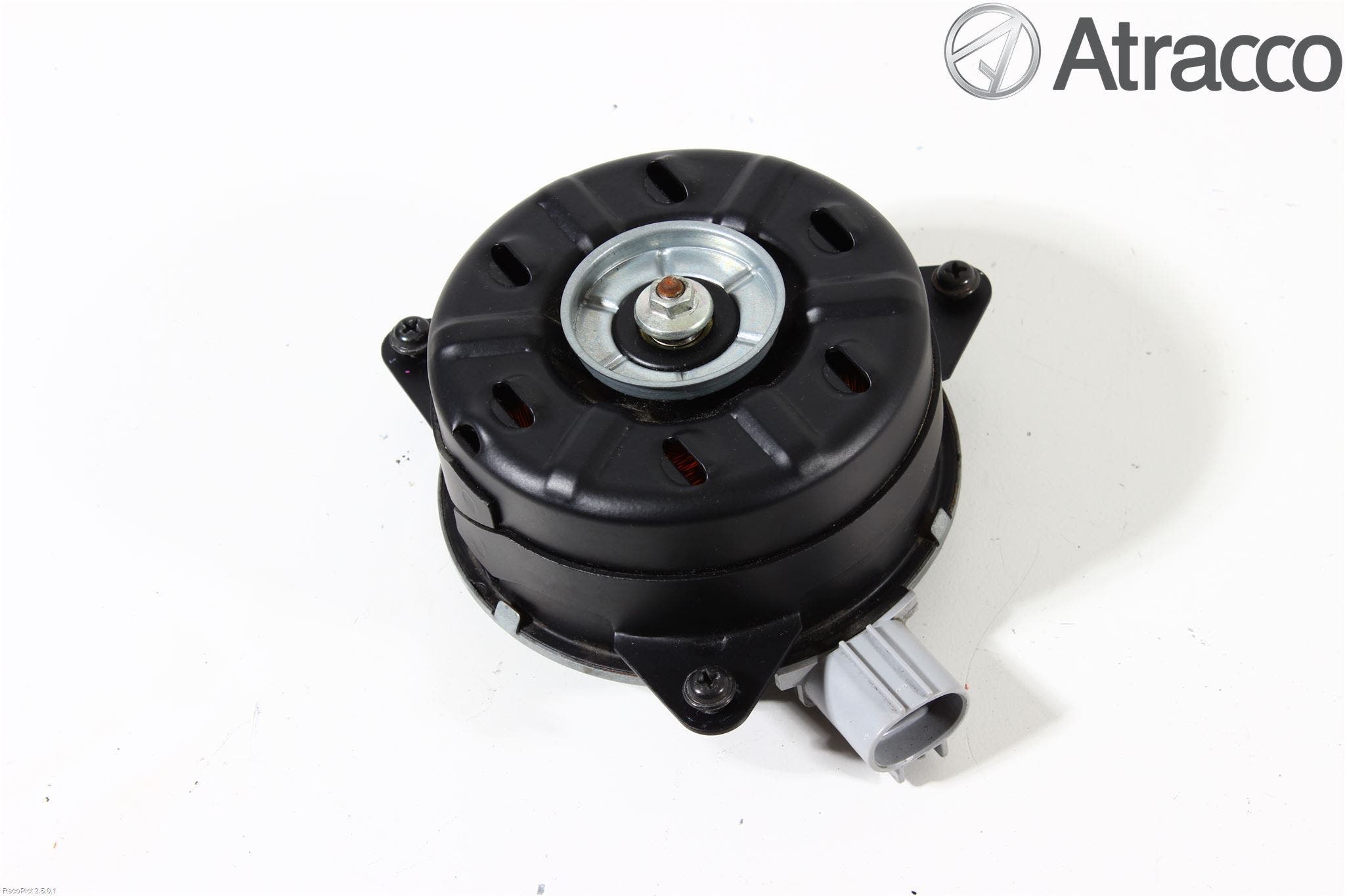 Toyota VERSO-S 11-16 Kylfläkt El