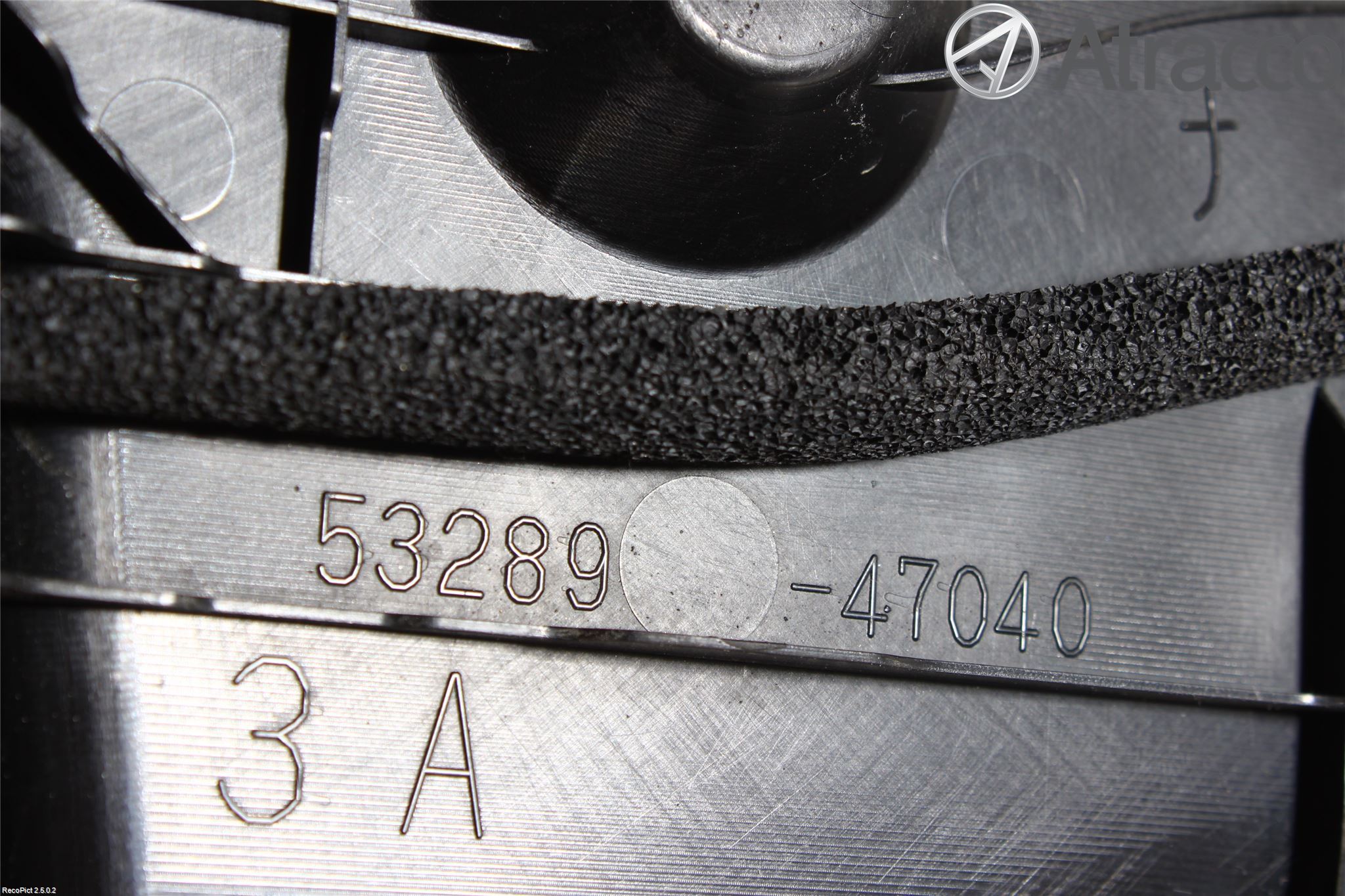 Toyota PRIUS+ ZVW40 12-20 Frontplåt Övre